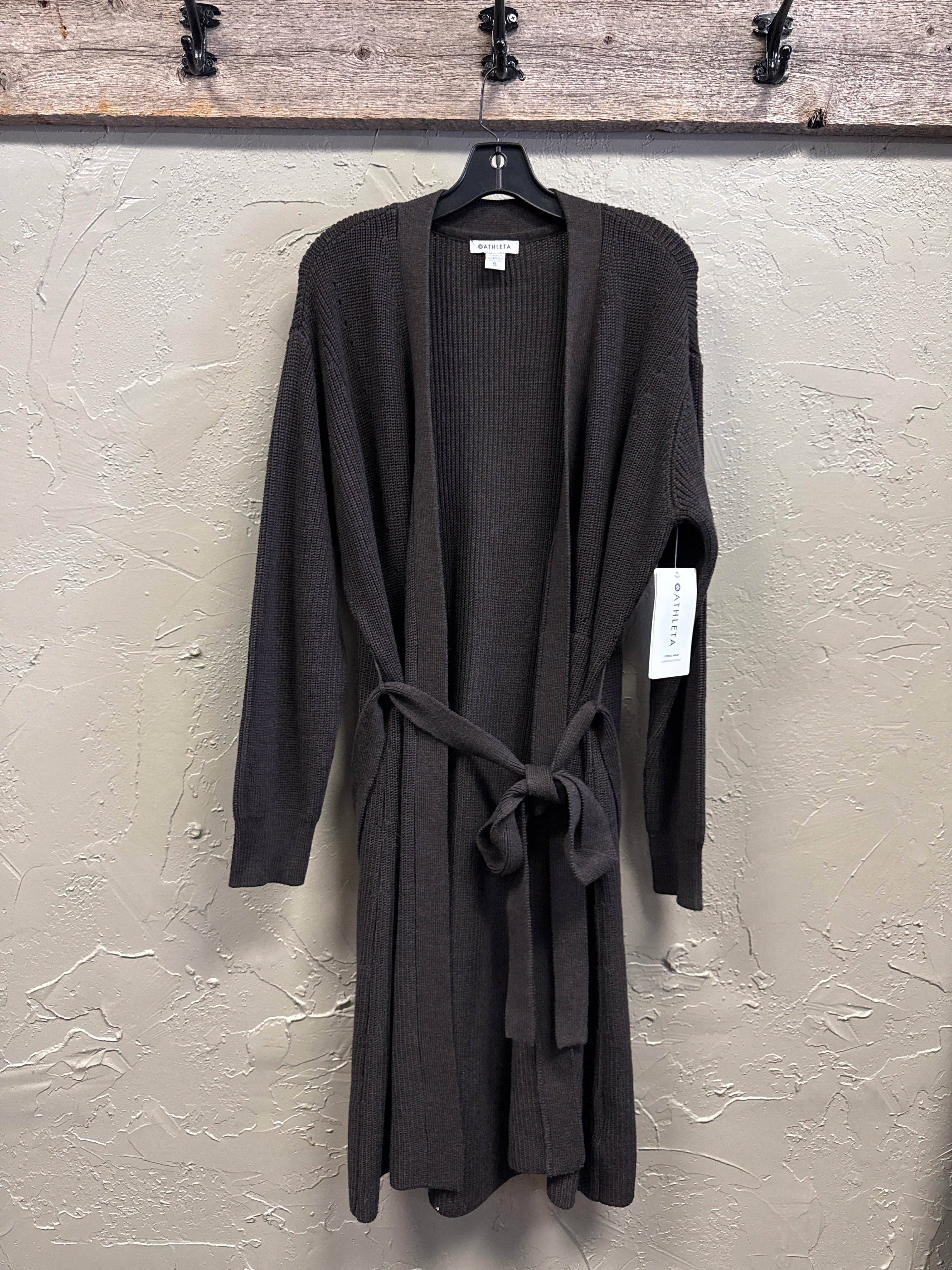 NWT ATHLETA SCENIC WRAP (org$149)