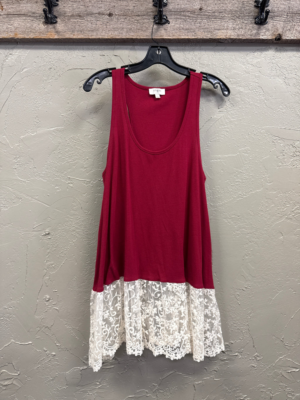 NWOT Umgee Lace Trim Tank (org$45)