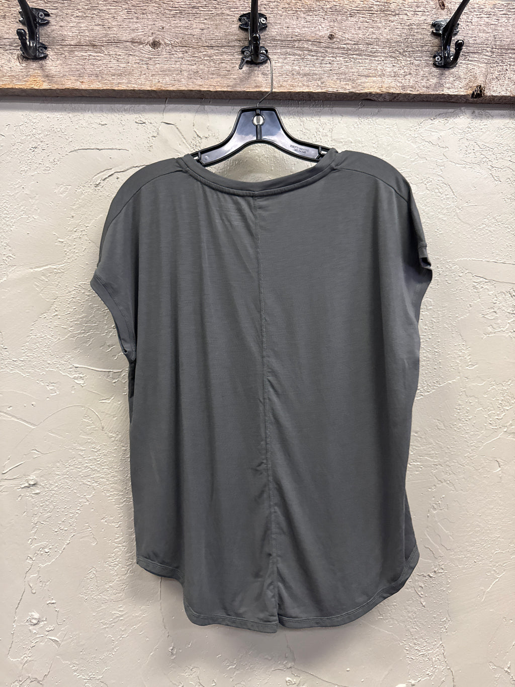 NWT Mondetta Ultra-Soft Tee
