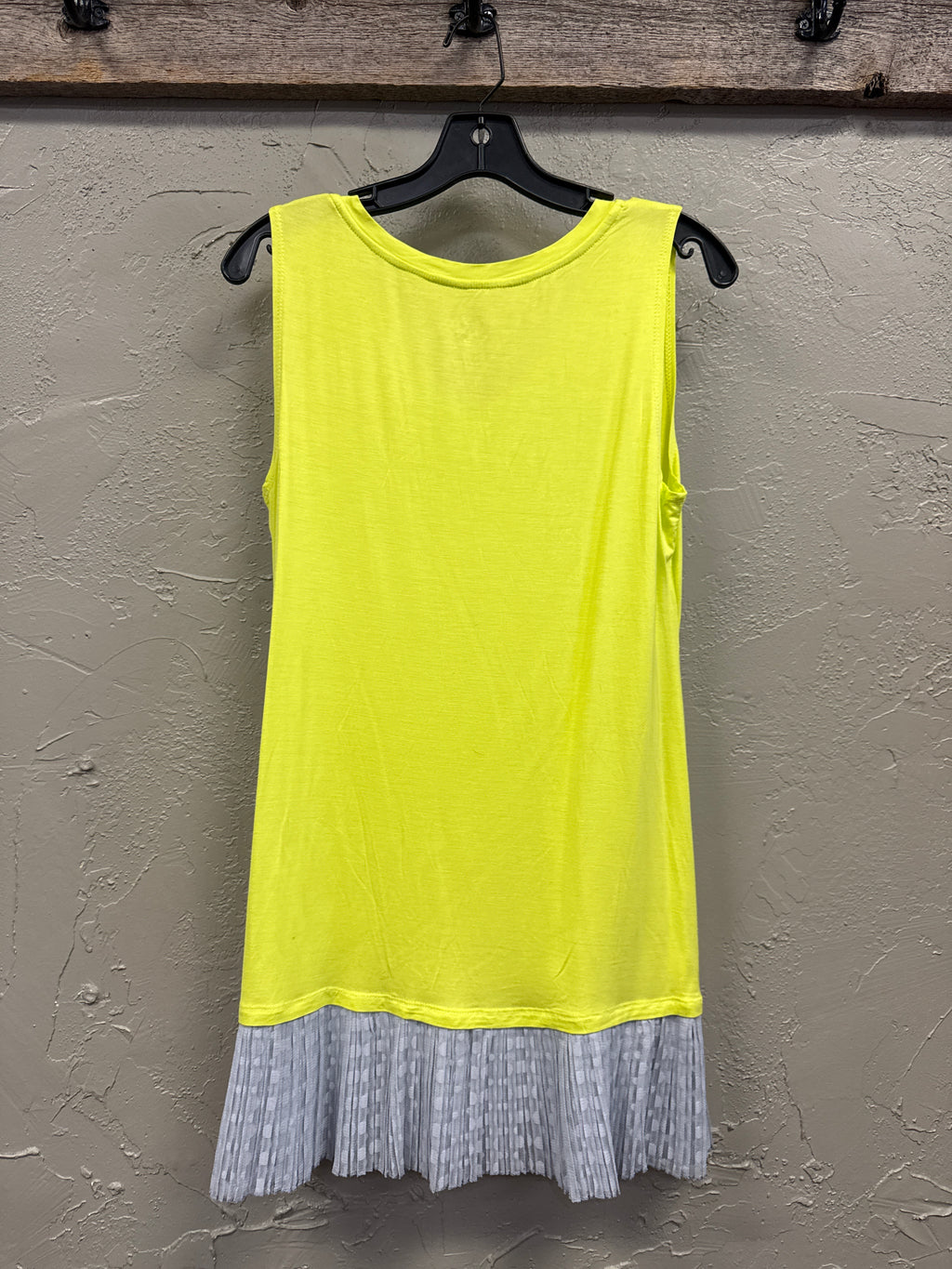 *NWOT LOGO Sleeveless Top