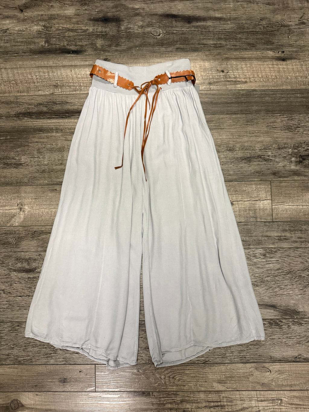 NWT Bella Amore Wide Leg Pant (org$60)