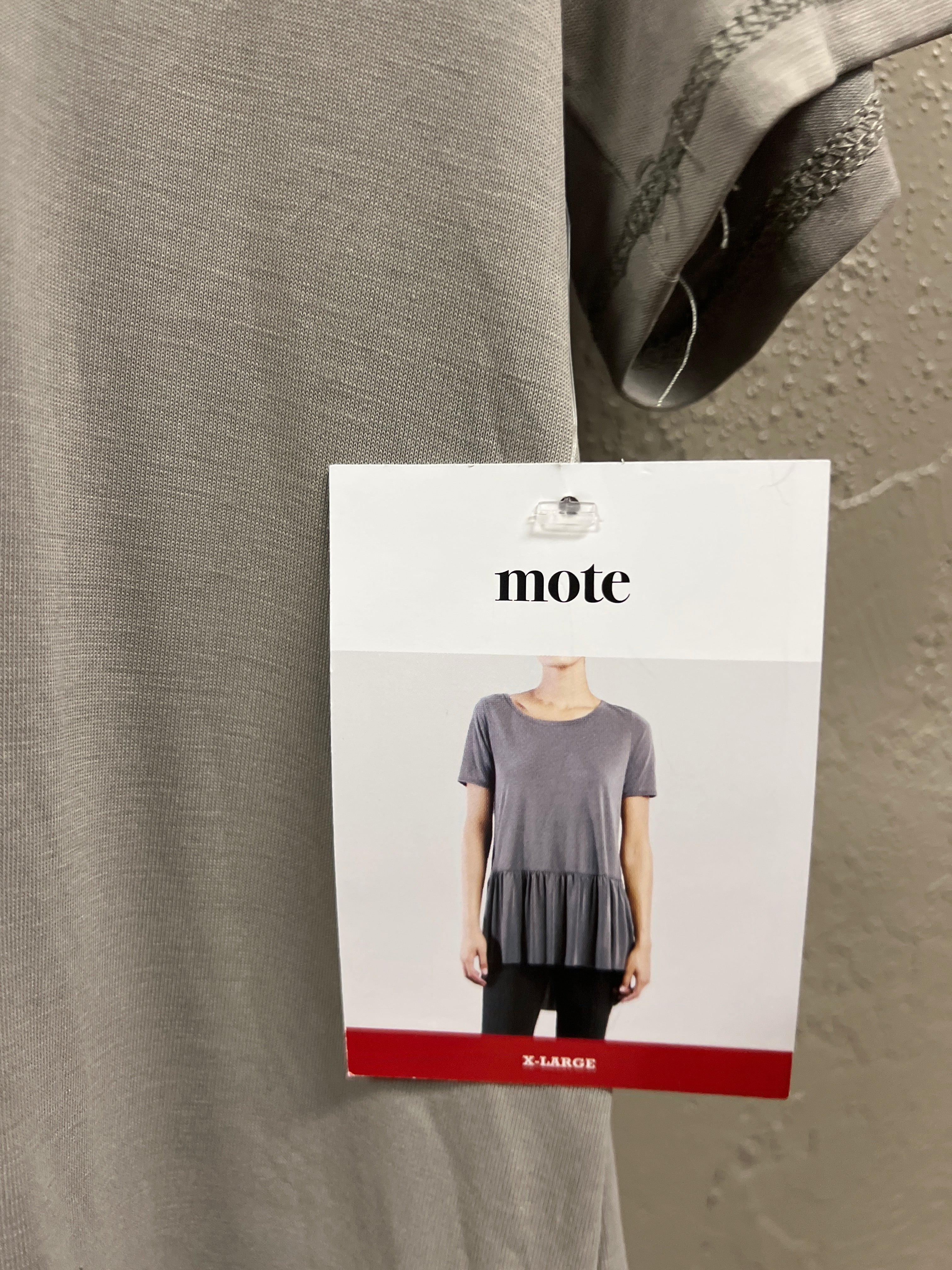 NWT MOTE HIGH-LOW TOP