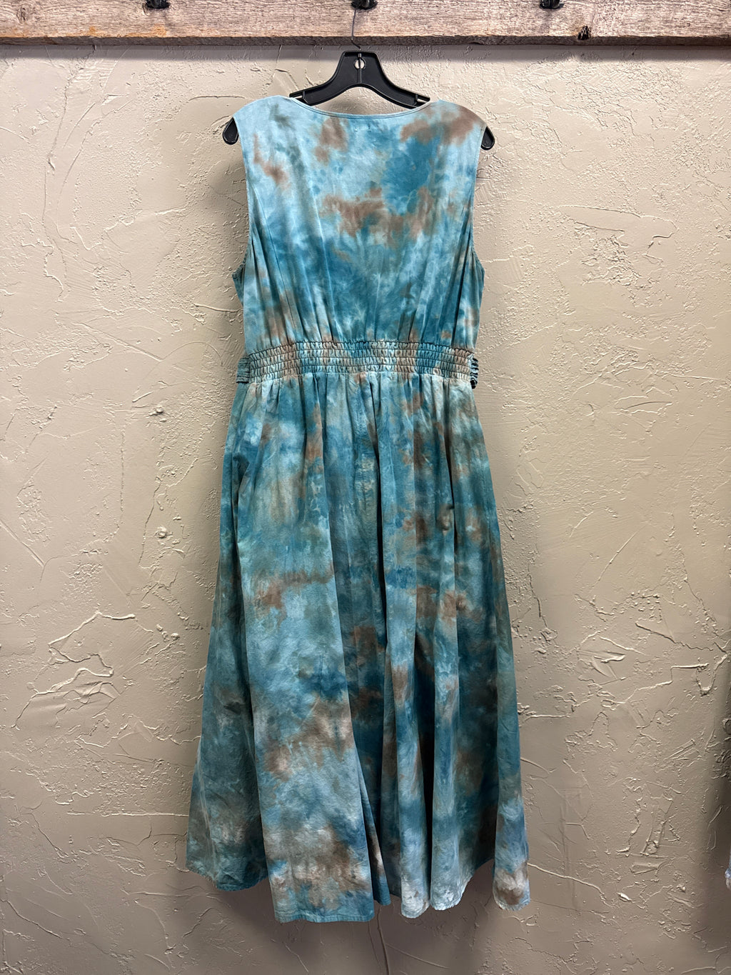 Reba Sleeveless Tie-Dye Dress