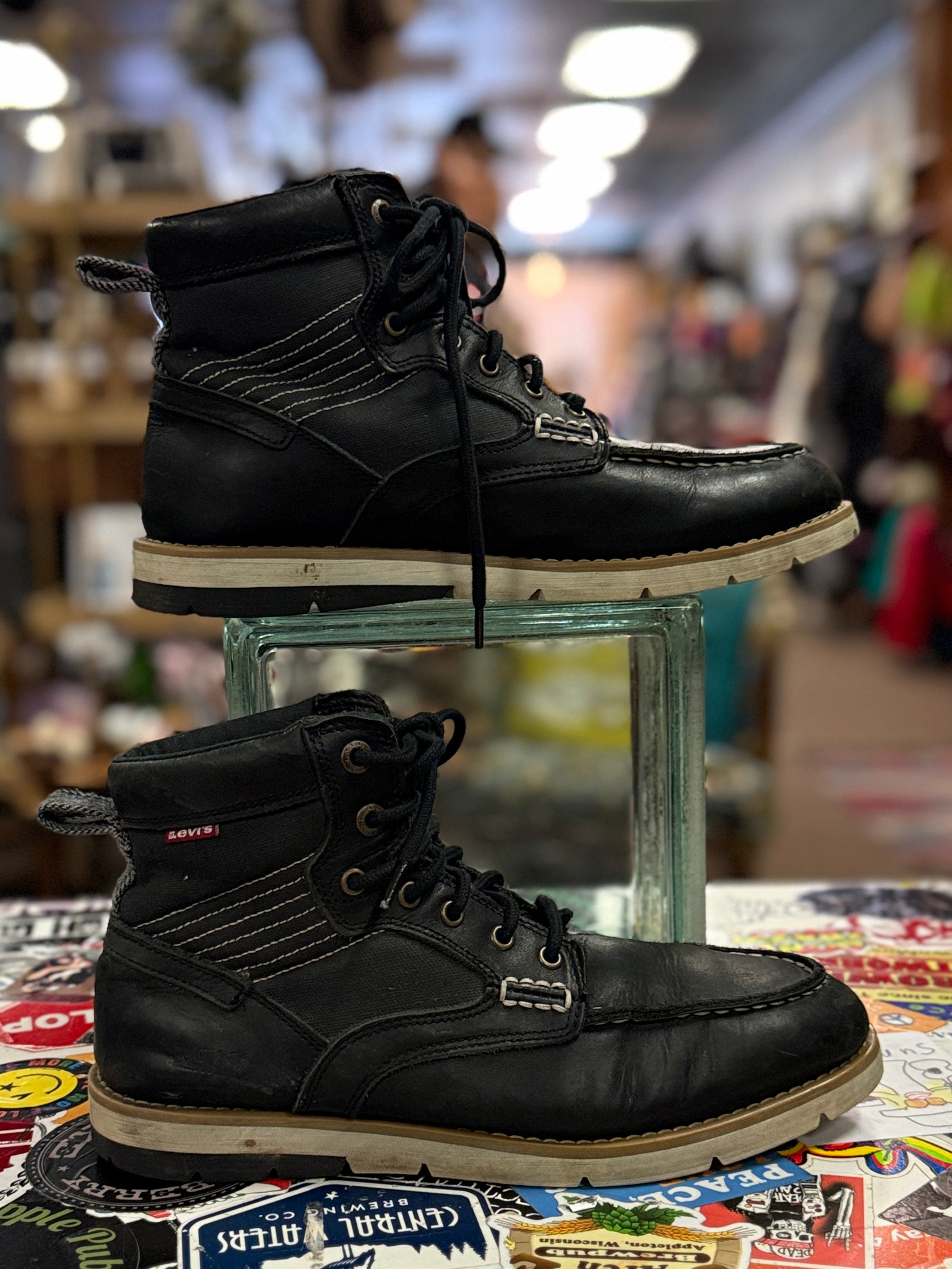 LEVIS MOC TOE BOOT