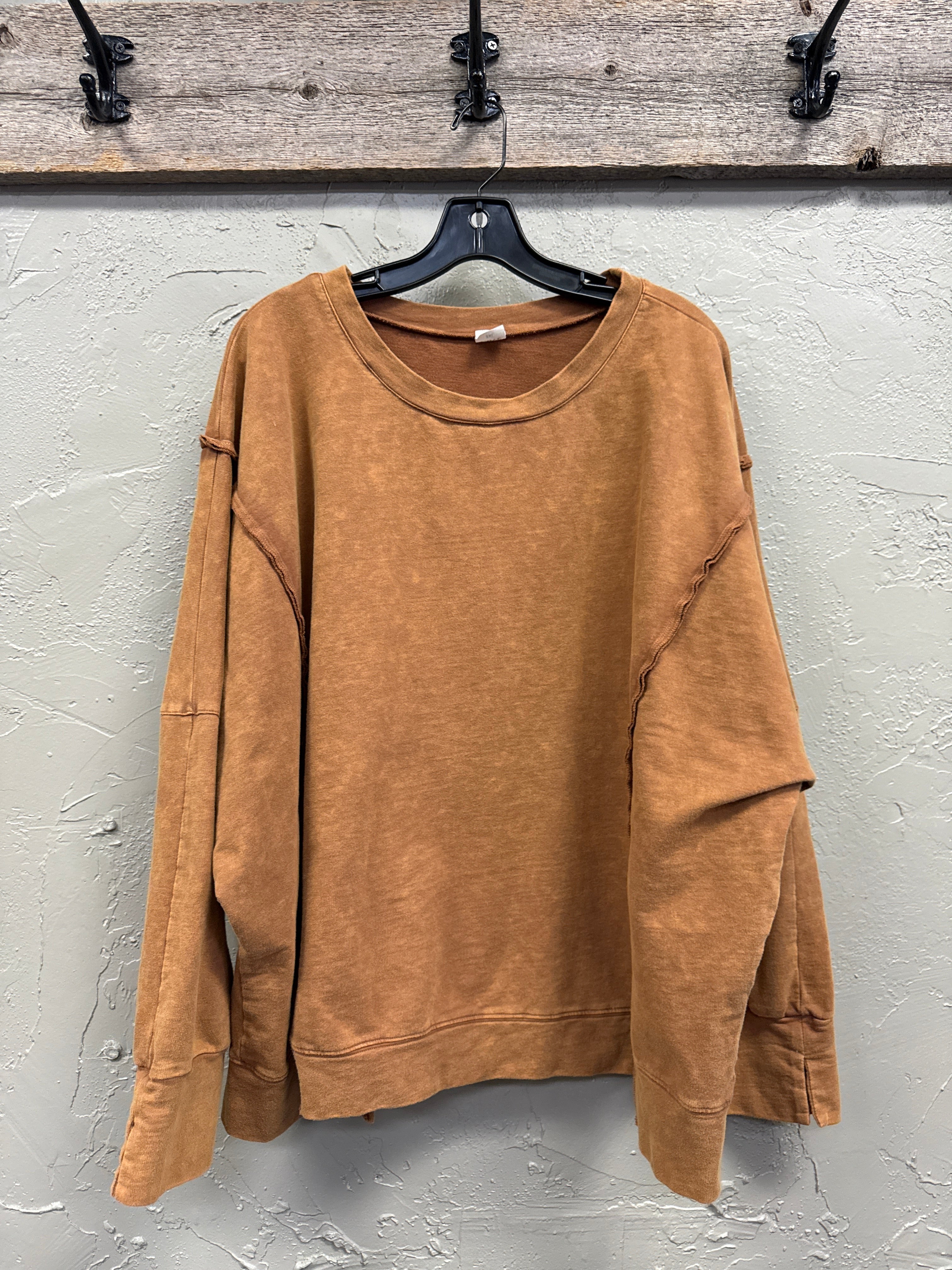 SEW IN LOVE CREWNECK PULLOVER
