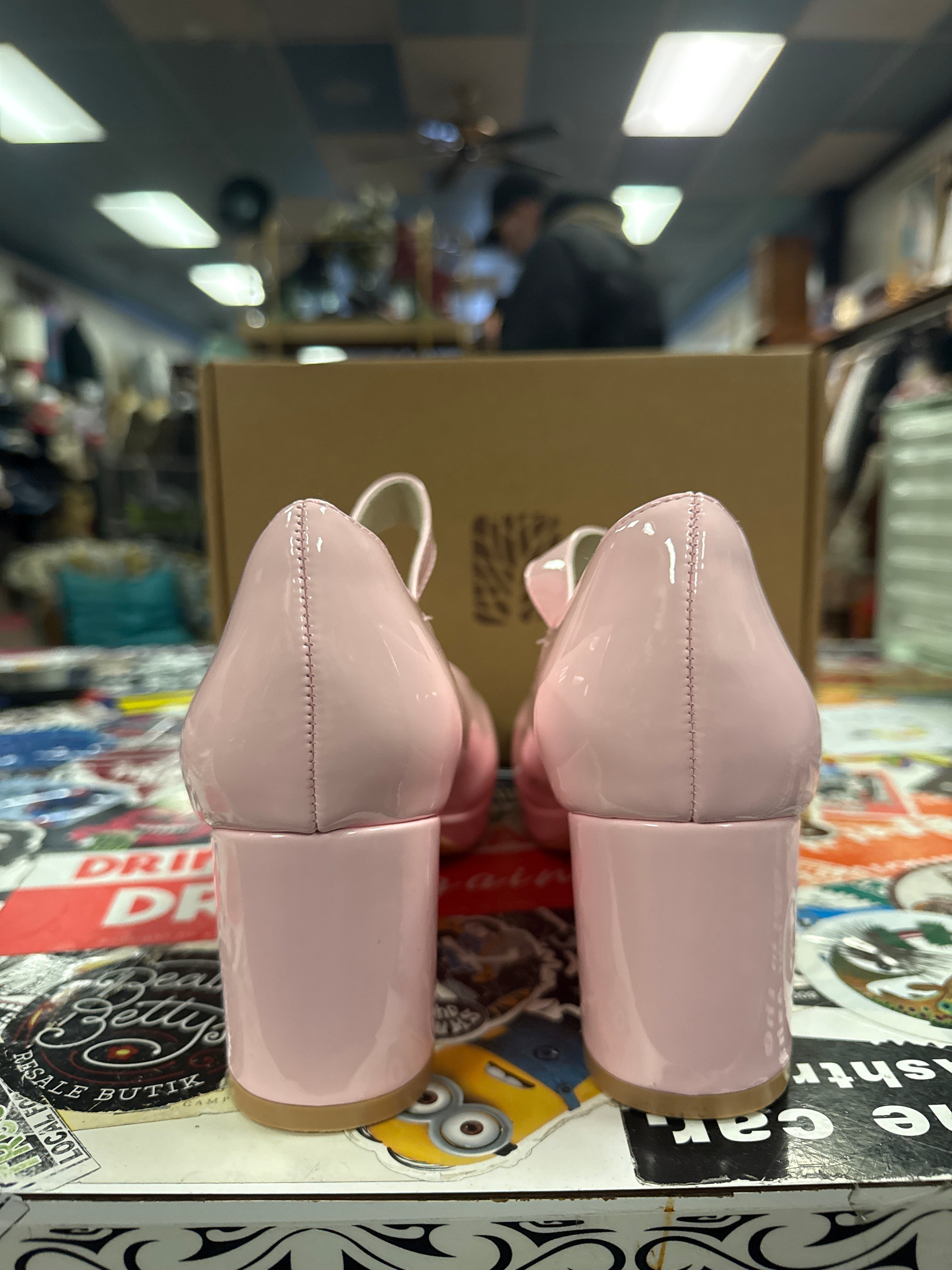 NIB PINK PATENT MARY JANES
