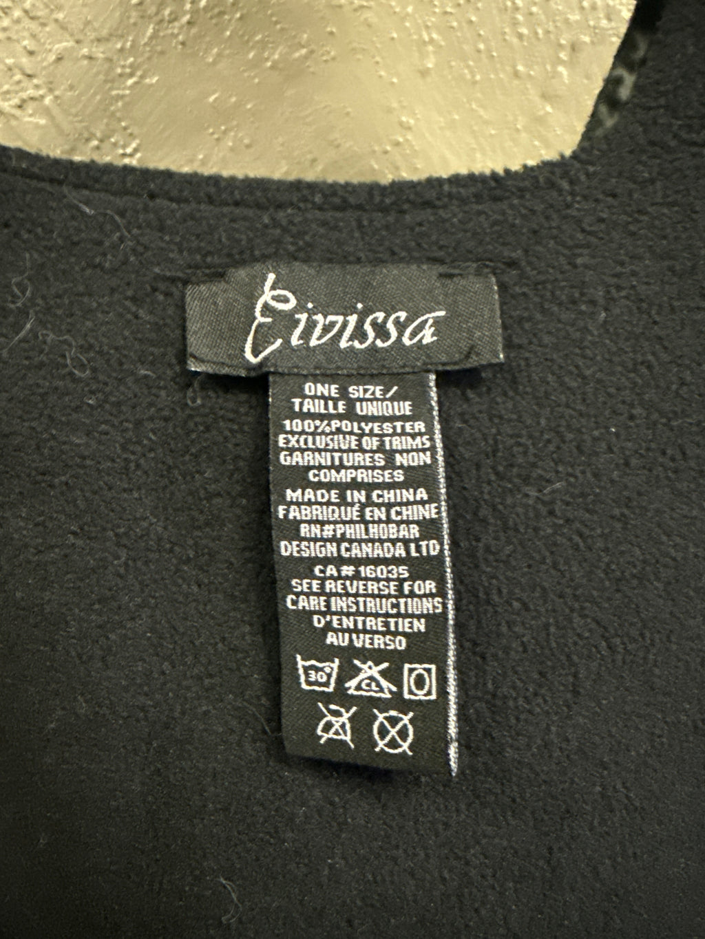 EIVISSA REVERSIBLE FLEECE WRAP