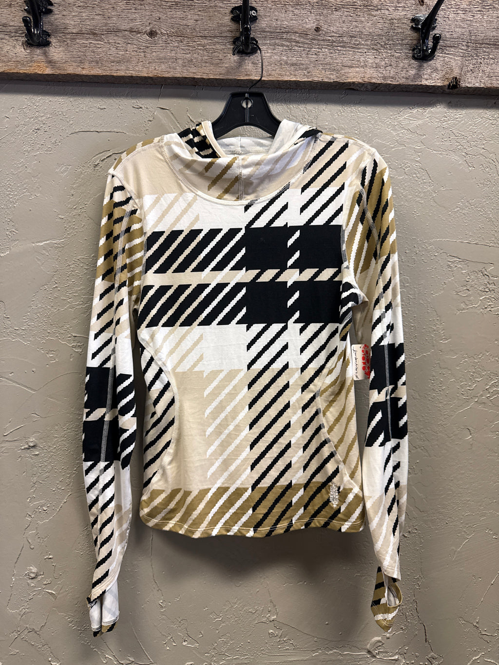 NWT FP MOVEMENT LONG SLEEVE (org$88)
