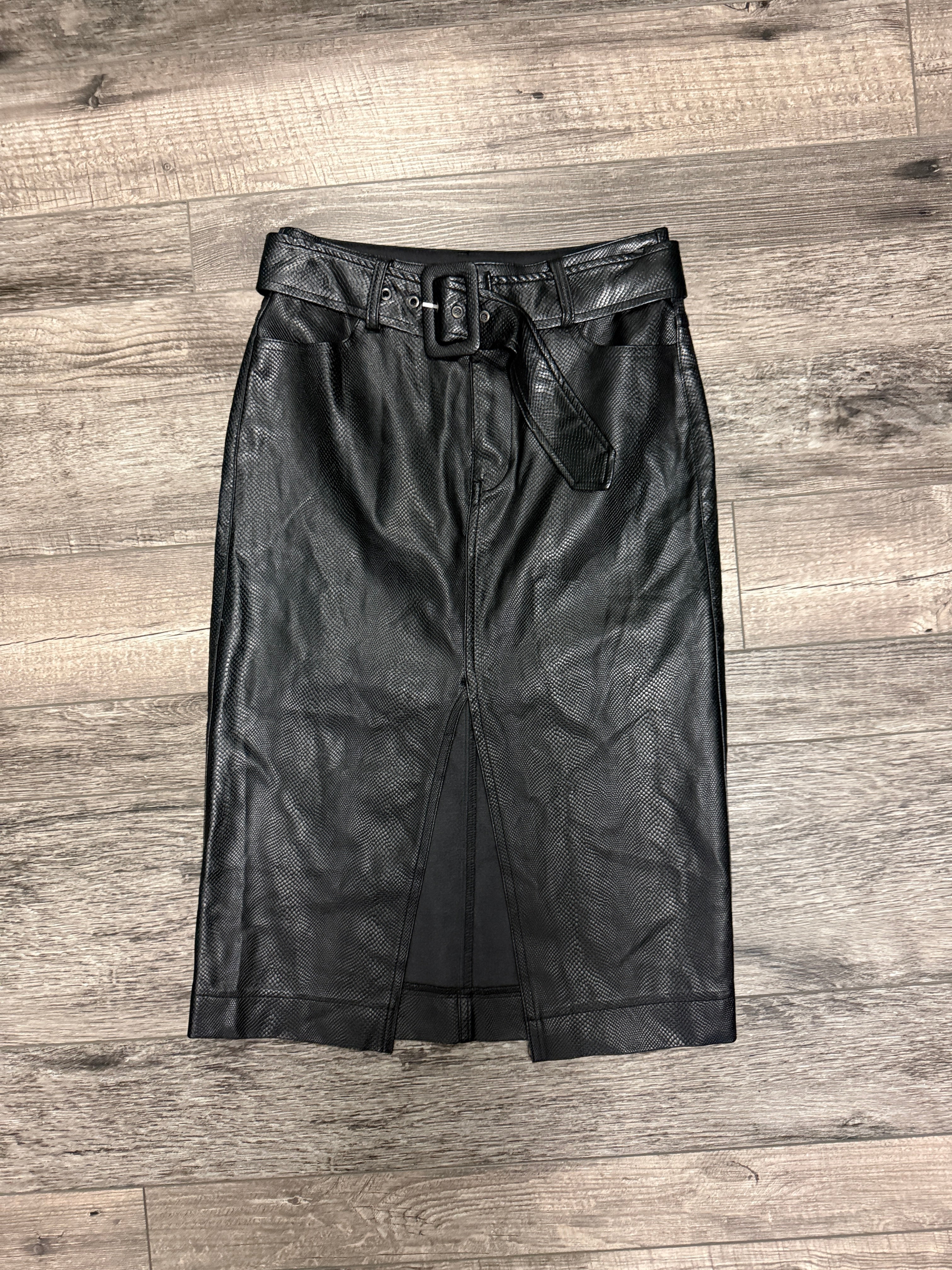 BELLA TILLY FAUX LEATHER SKIRT (org$89)