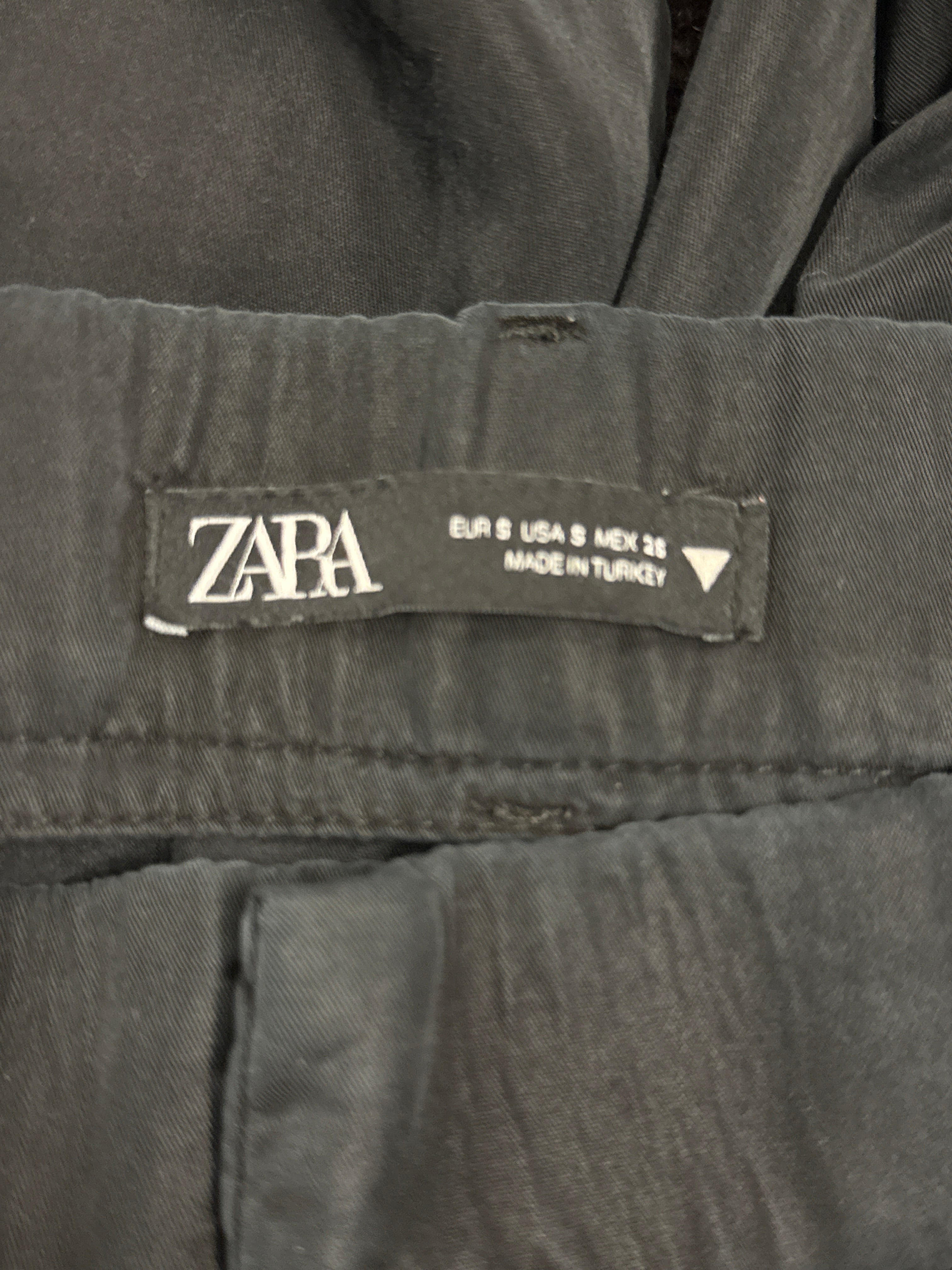 ZARA PLEATED TROUSERS