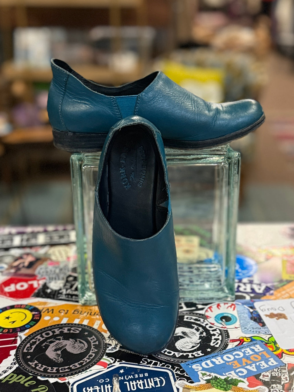 KORK-EASE SLIP-ON LEATHER LOAFERS (org$185)