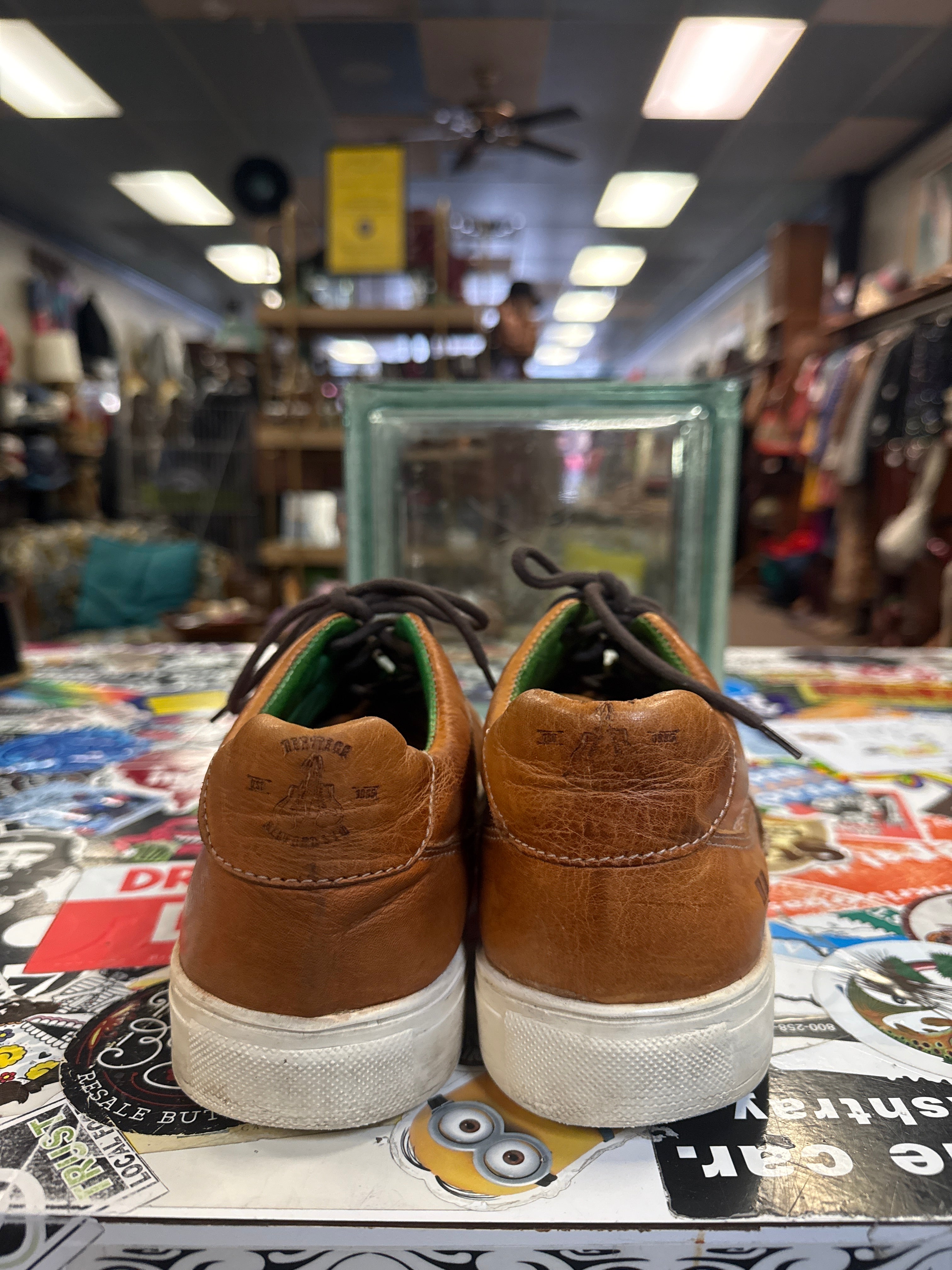 BED STU AZELI LEATHER SNEAKER (org$210)