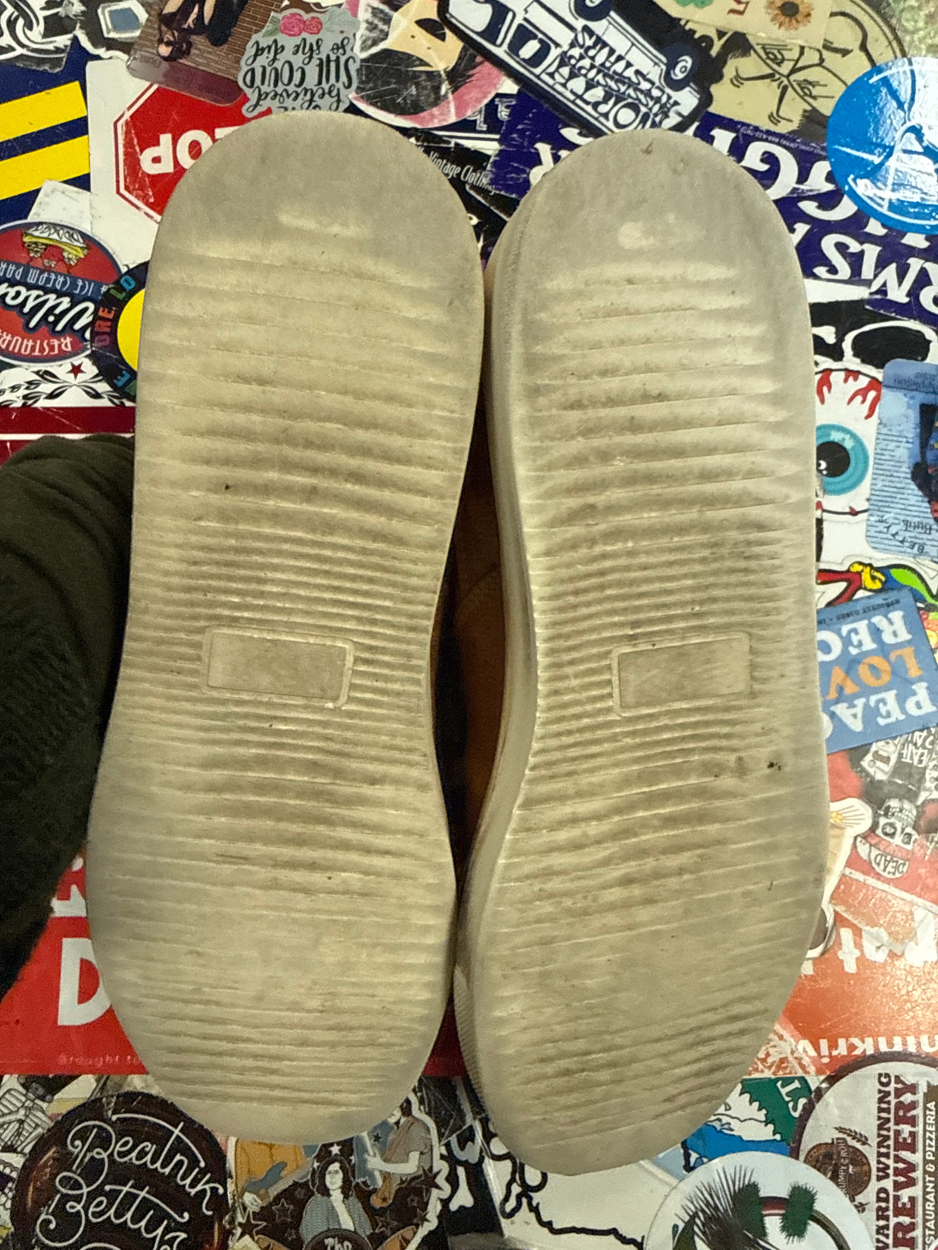 BED STU AZELI LEATHER SNEAKER (org$210)