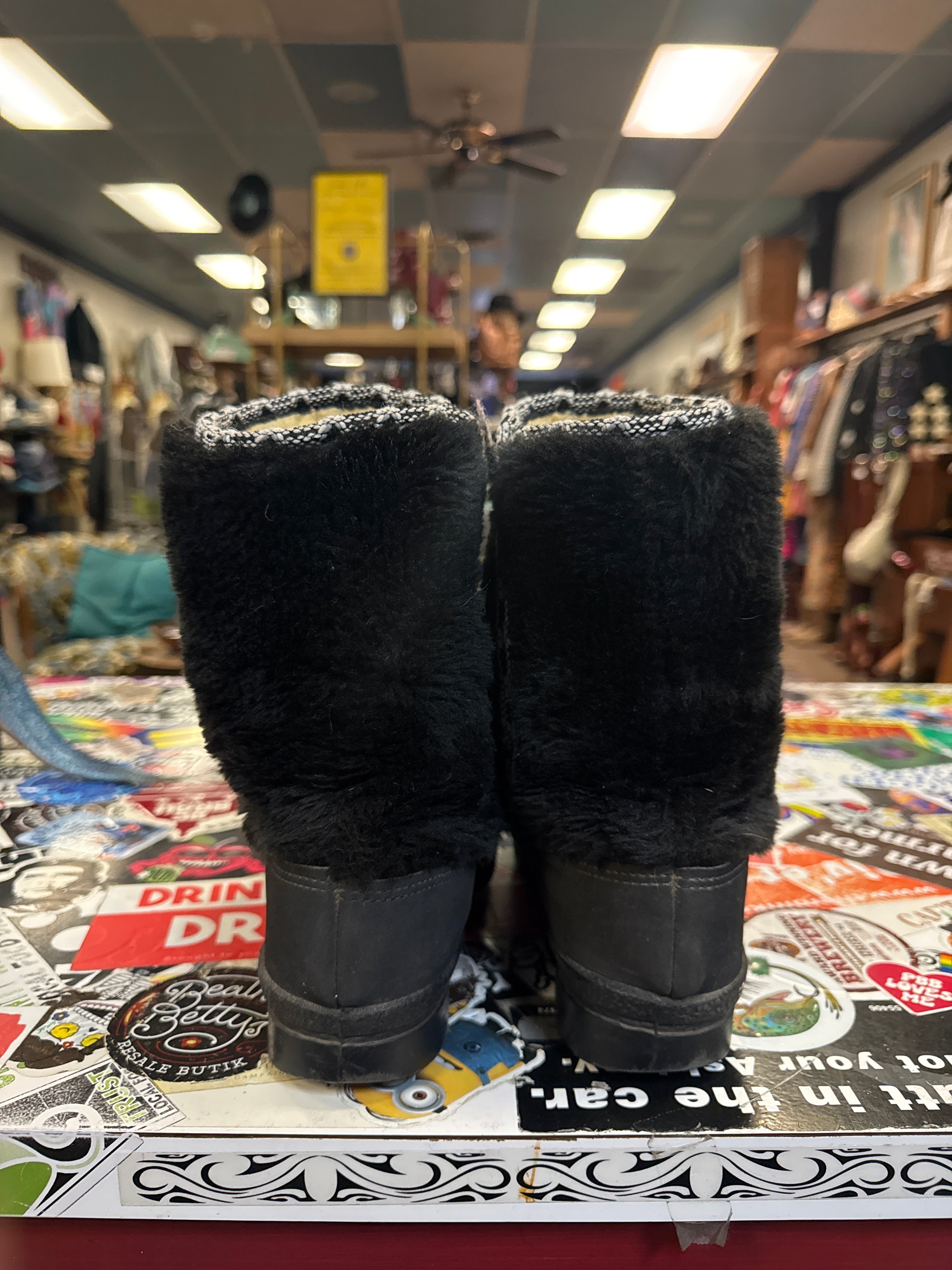 VTG ALASKANS MUKLUK BOOTS