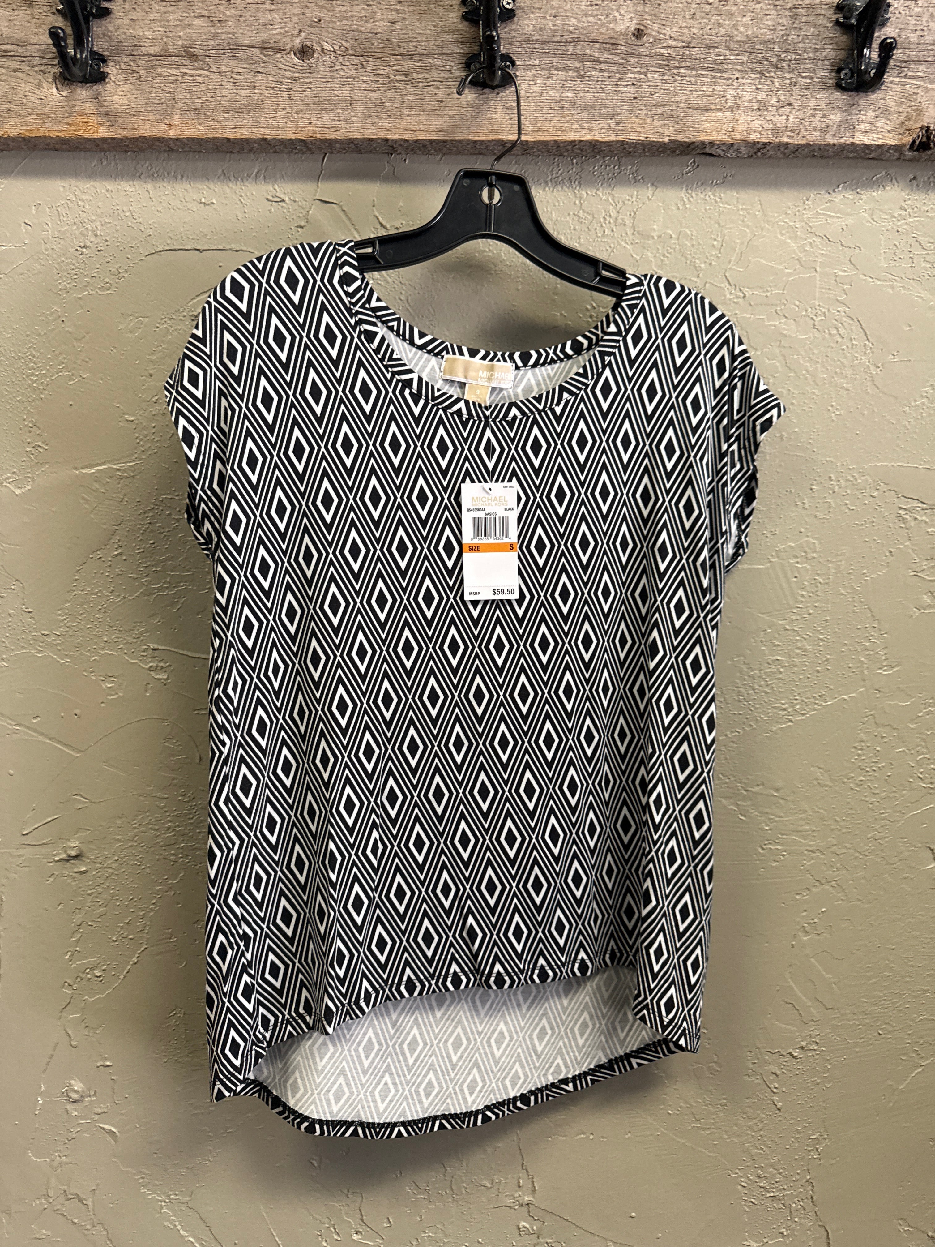 NWT MICHAEL KORS HIGH-LOW TOP (org$60)