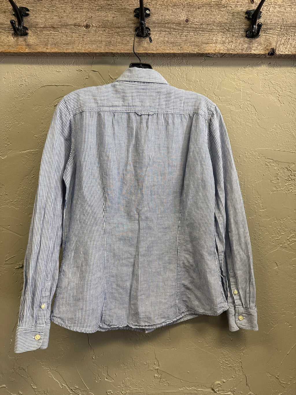 BANANA REPUBLIC SOFT WASH SHIRT