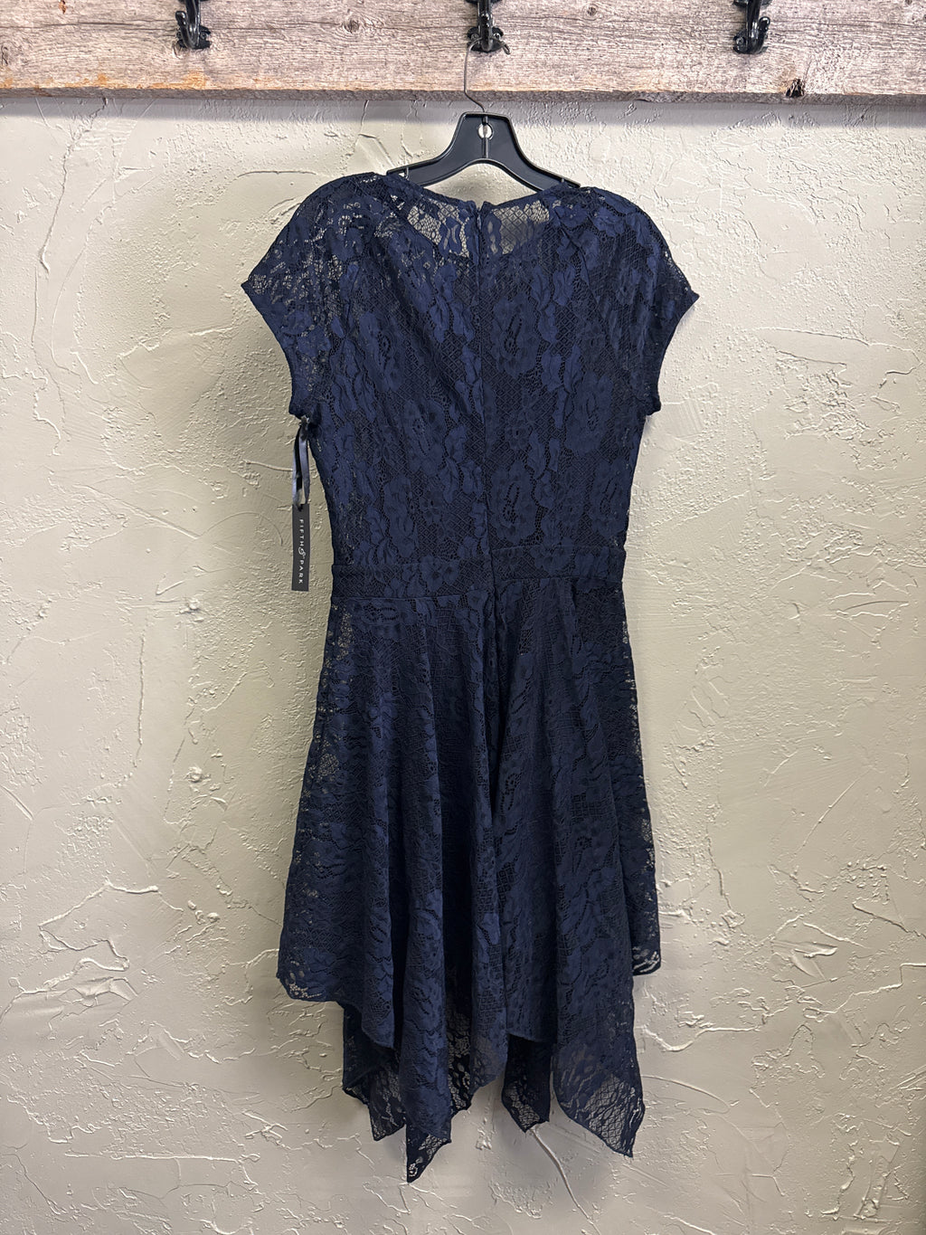 NWT FIFTH & PARK LACE DRESS (org$89)
