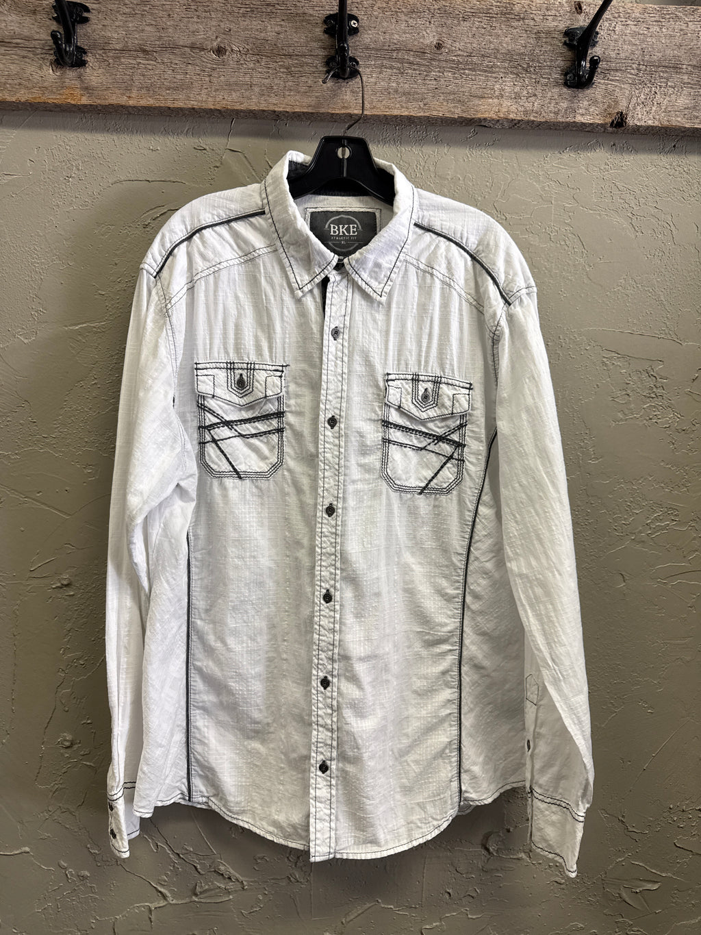 BKE WESTERN-INSPIRED BUTTON UP (org$60)