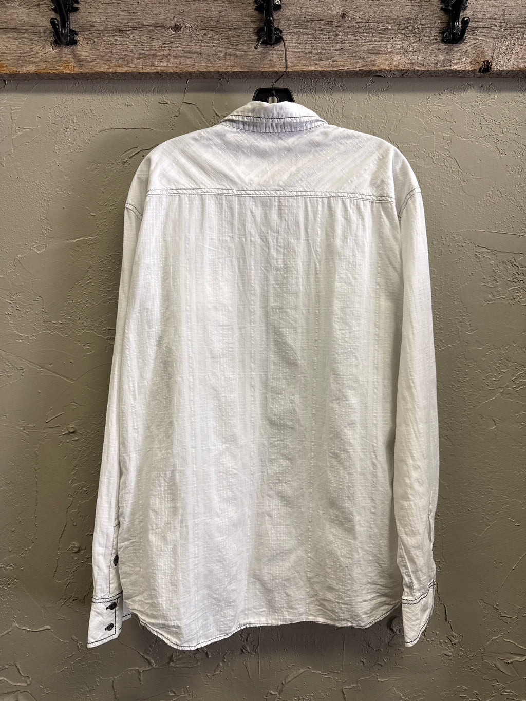 BKE WESTERN-INSPIRED BUTTON UP (org$60)