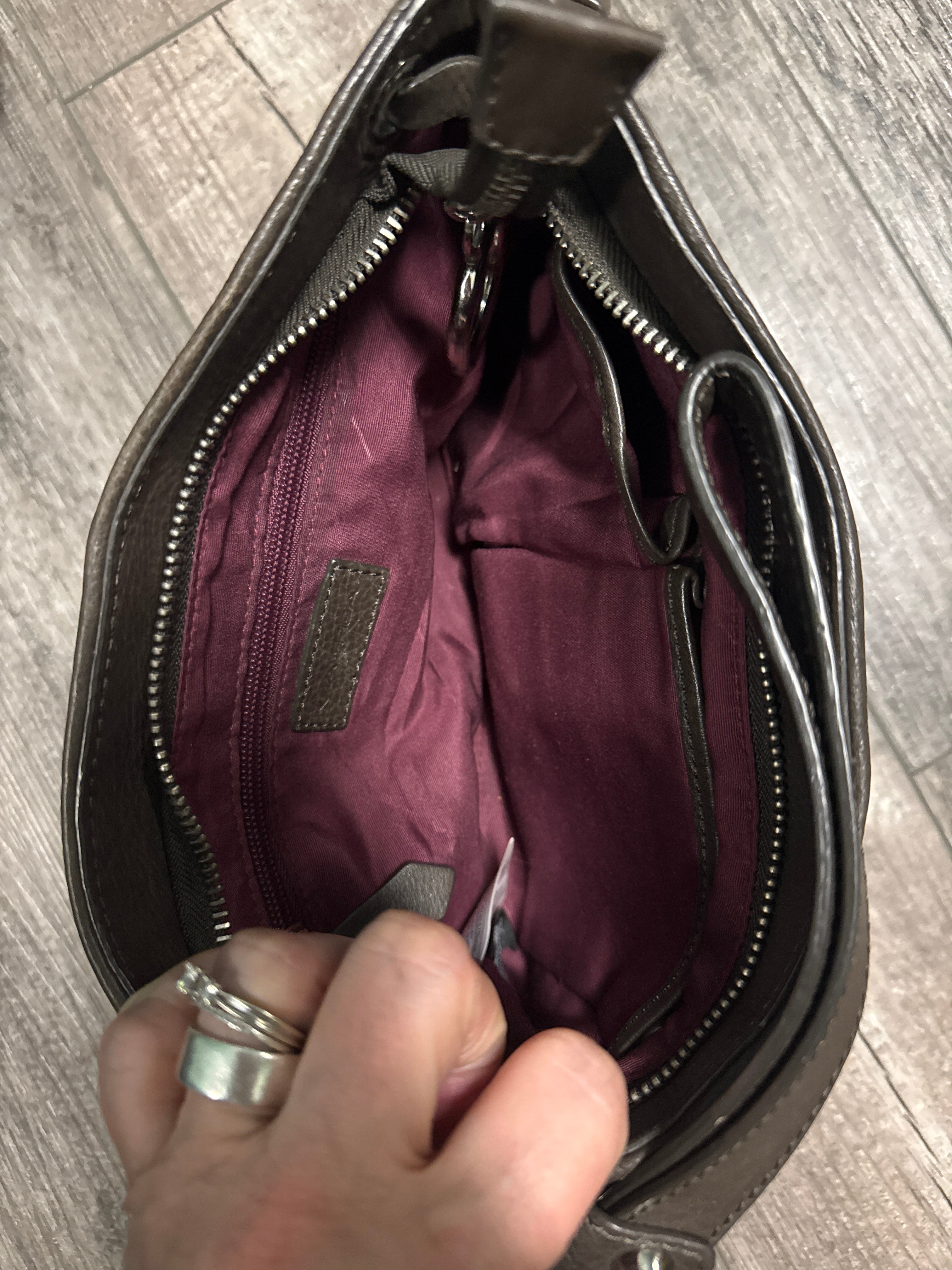 VIA SPIGA LEATHER WRISTLET