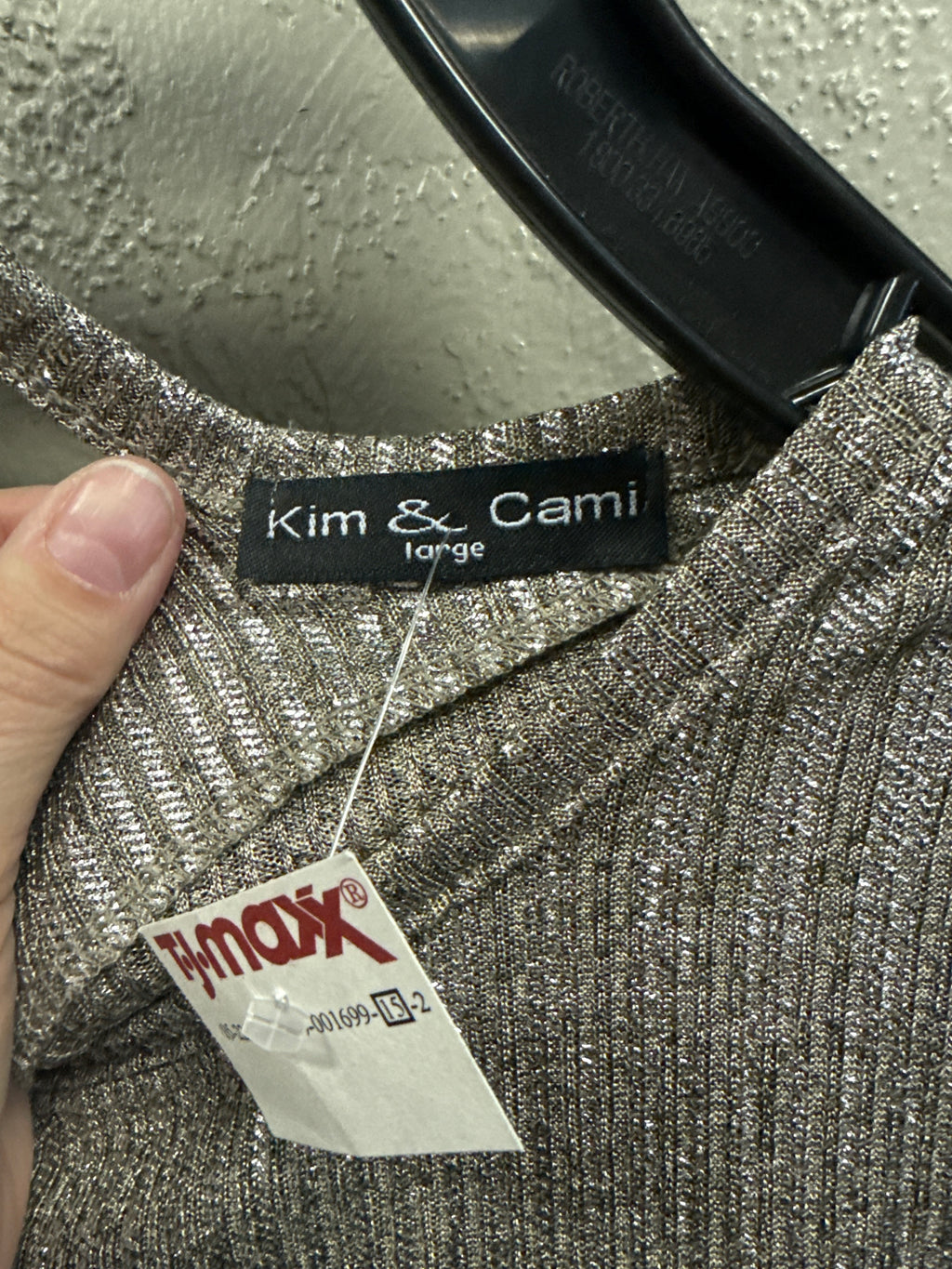 NWT Kim & Cami Metallic Top (org$68)