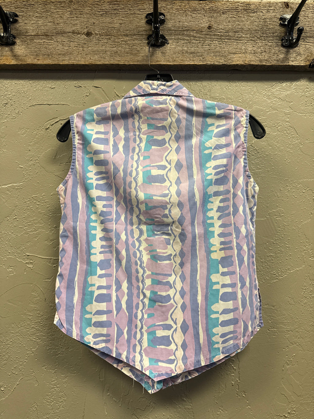 *VTG 90's SLEEVELESS SHIRT