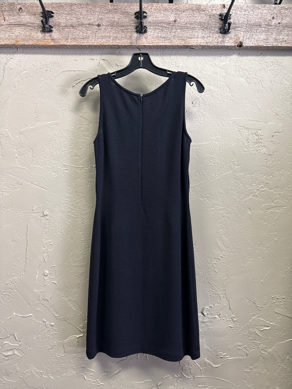 2007 ST. JOHN RESORT COLLECTION SCOOP NECK SHEATH DRESS