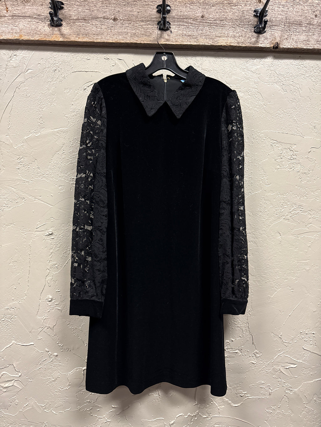 NWT Draper James Velvet Dress (org$175)