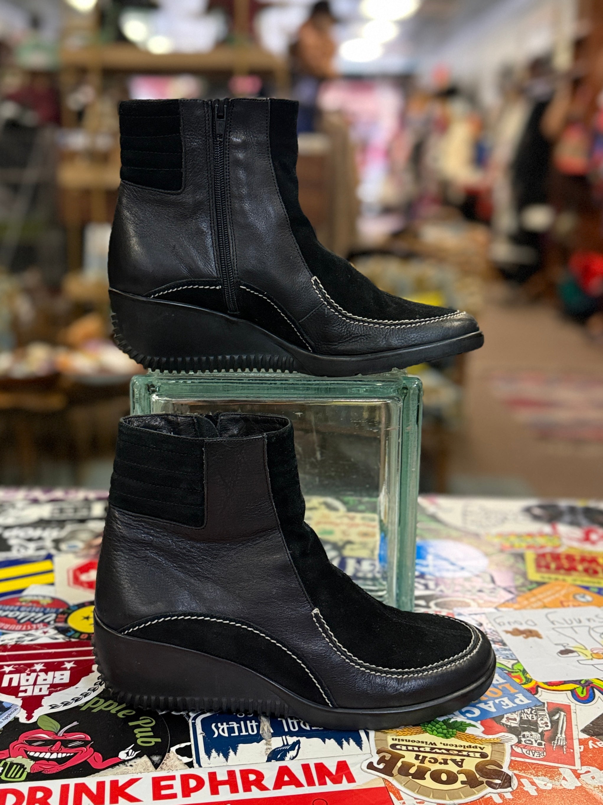 SESTO MEUCCI LEATHER WEDGE BOOT (org$250)