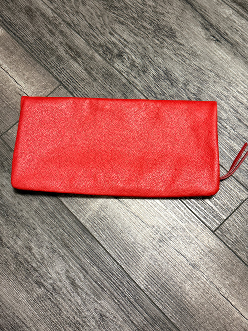 BANANA REPUBLIC FOLDOVER CLUTCH (org$80)