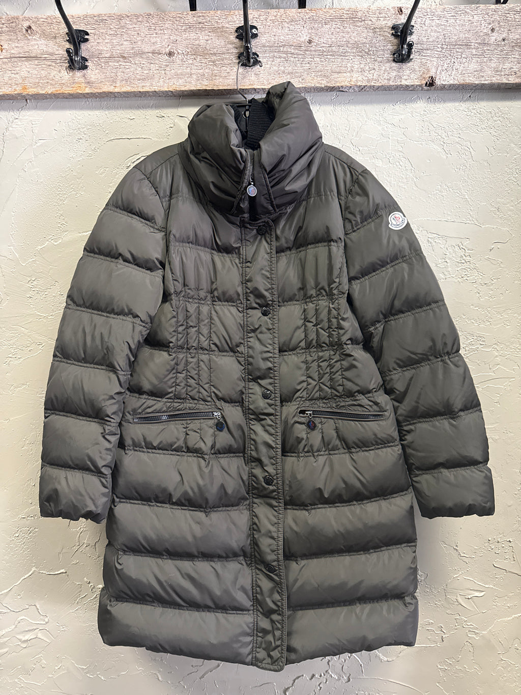 MONCLER VOS DOWN COAT (org$1250)