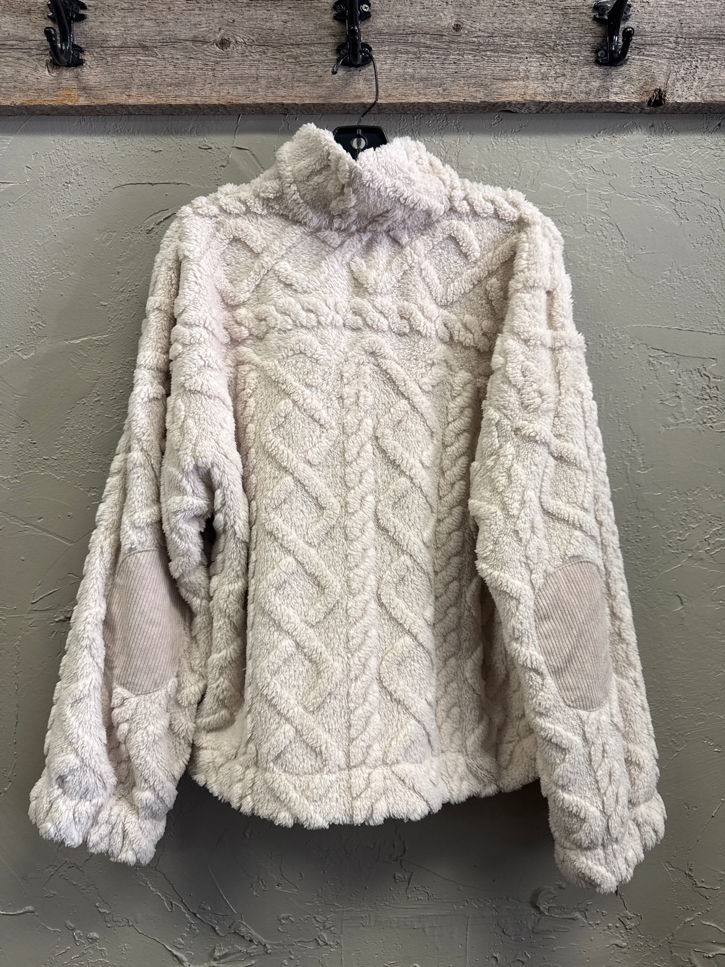 NEW IN SHERPA 1/2 ZIP PULLOVER