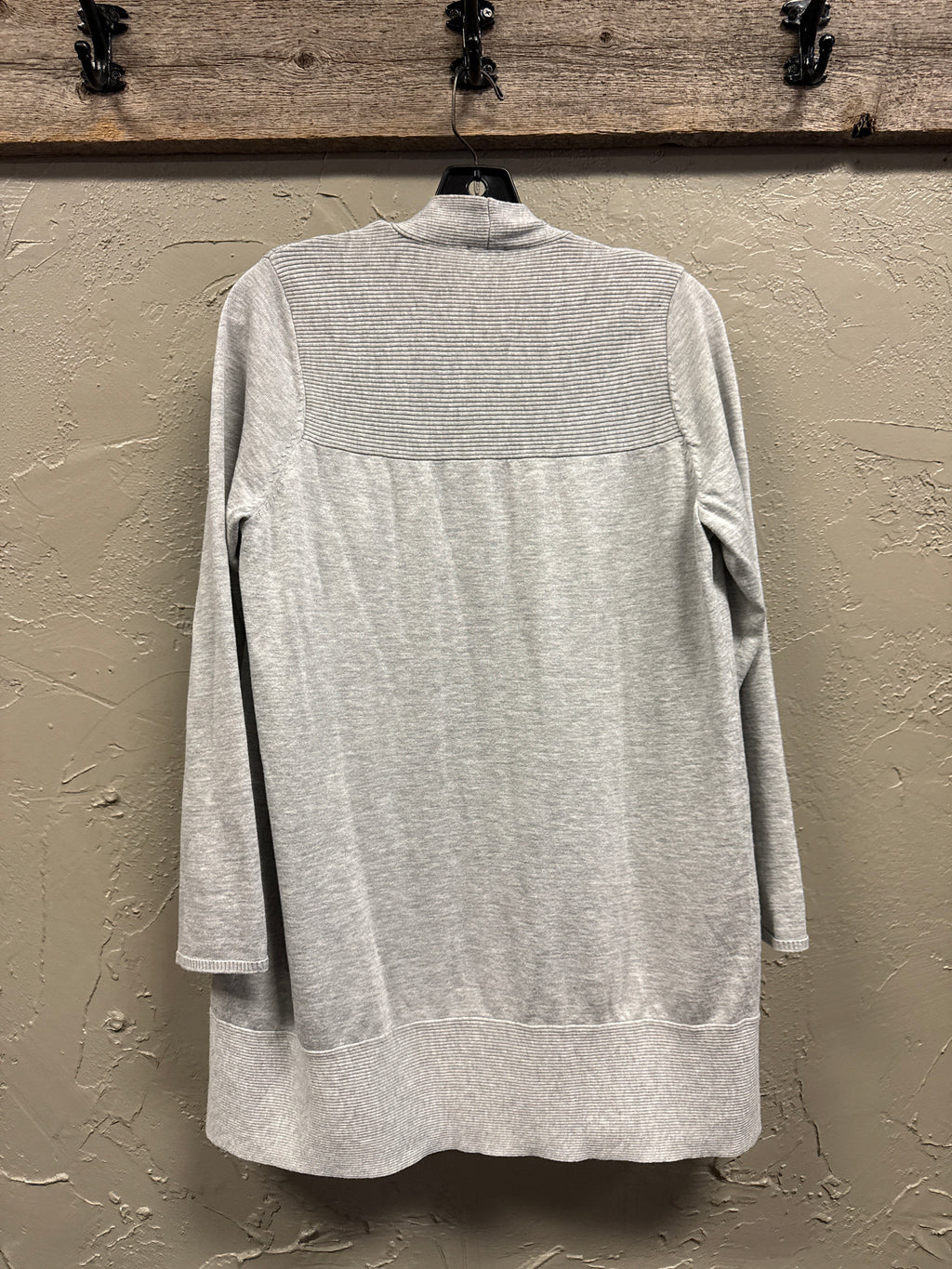 CHICOS LIGHTWEIGHT CARDIGAN (org$89)