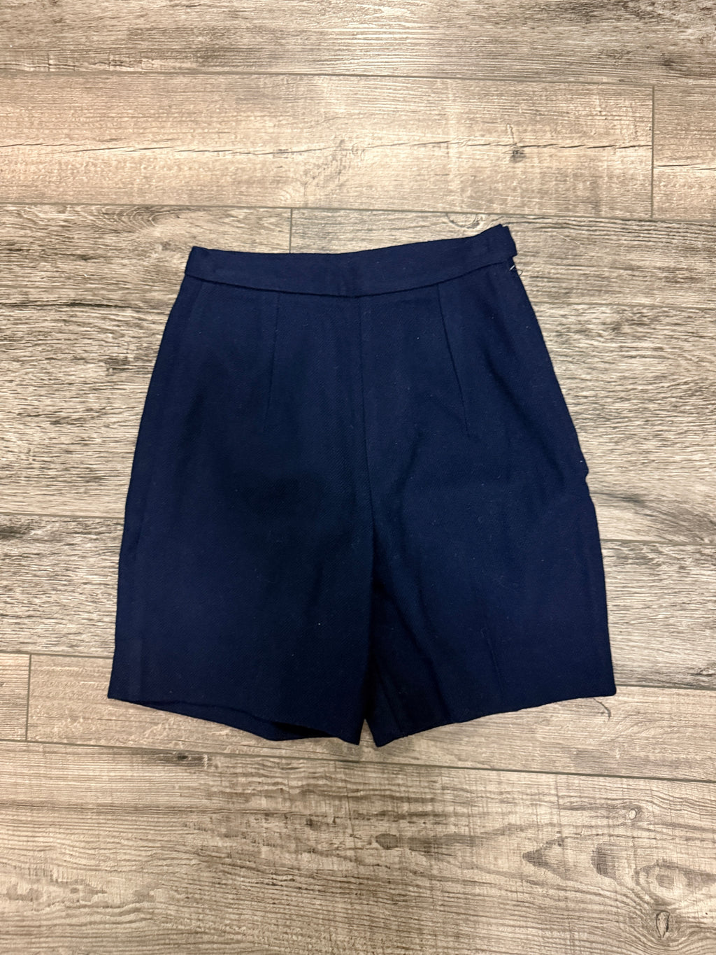 VINTAGE WOOL WALKING SHORTS