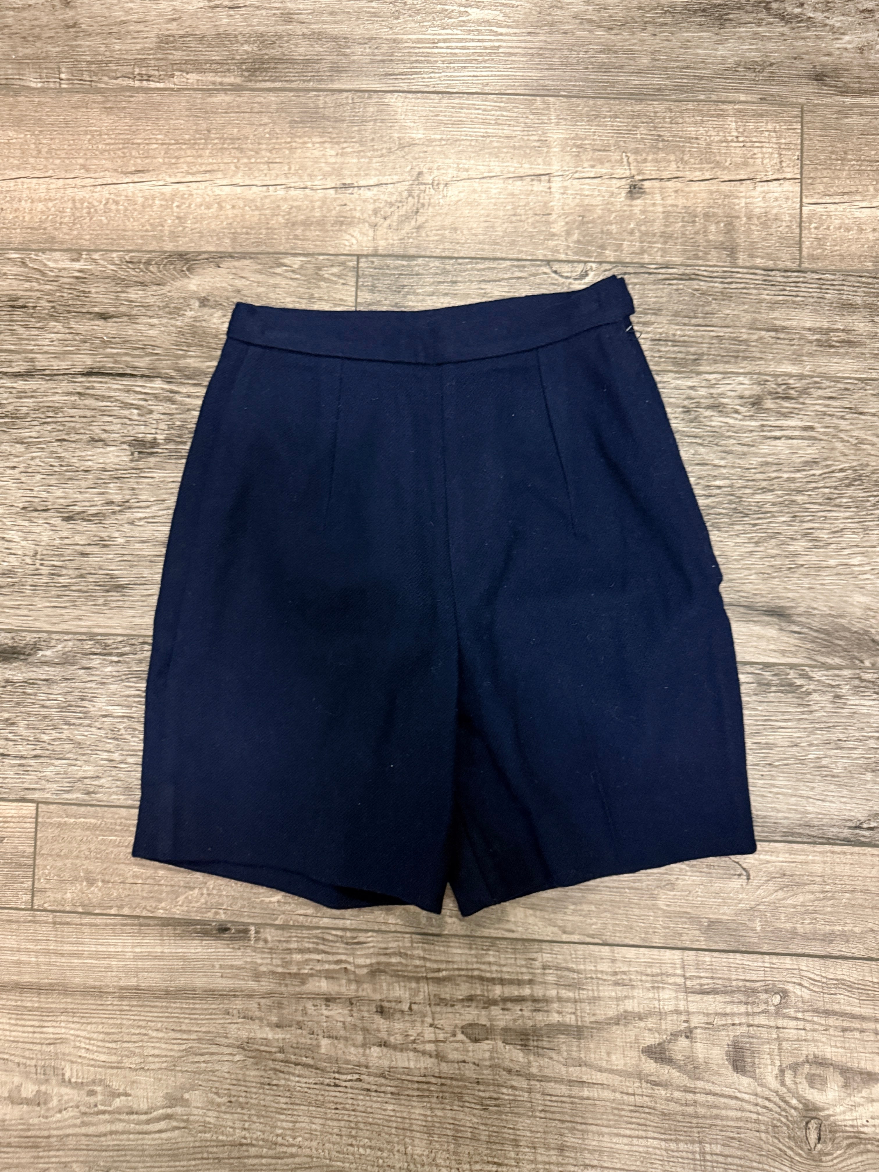 VINTAGE WOOL WALKING SHORTS
