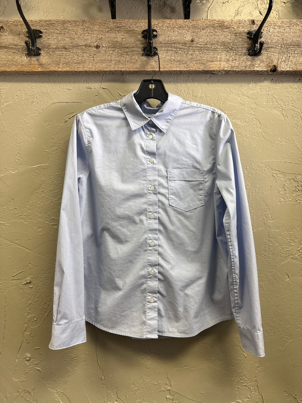 BANANA REPUBLIC BOY FIT SHIRT
