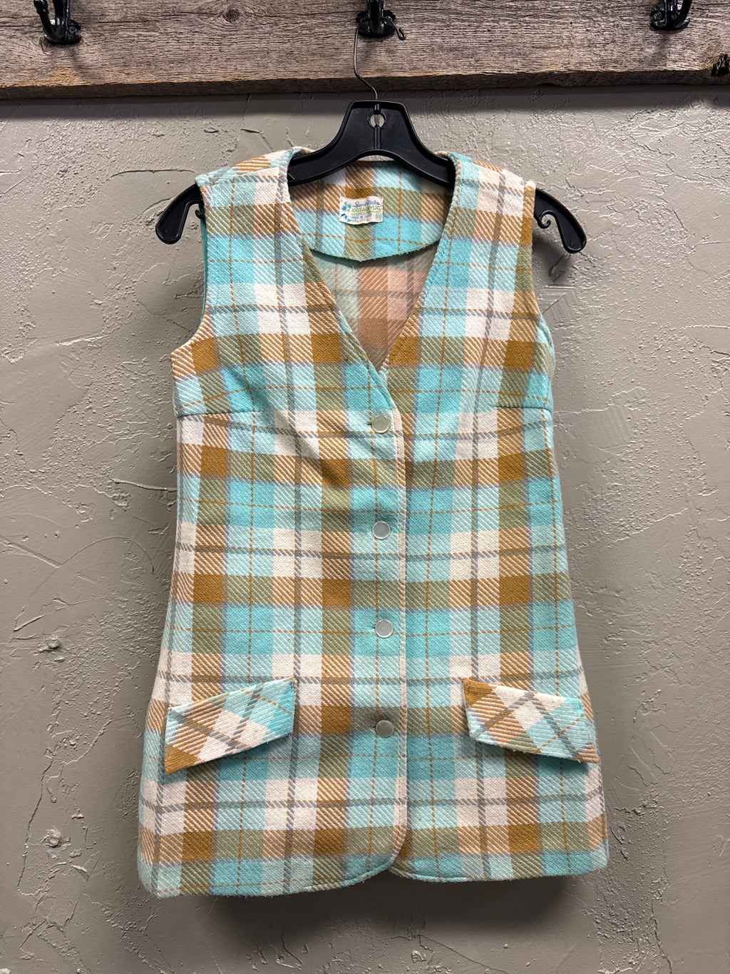 VTG SPORTS-MATE PLAID VEST