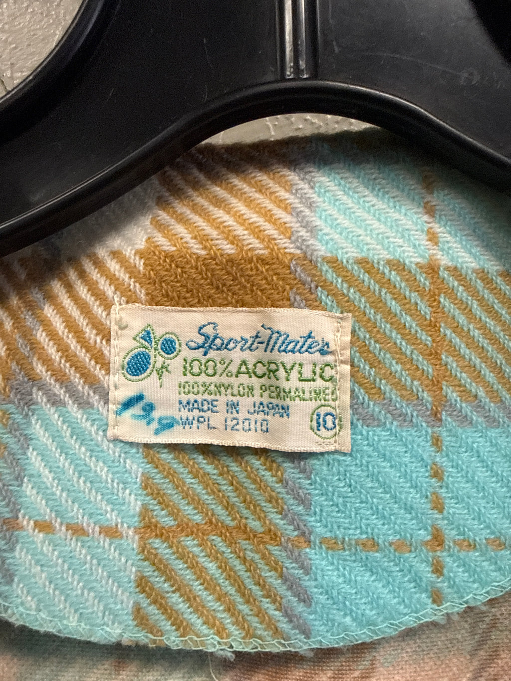 VTG SPORTS-MATE PLAID VEST