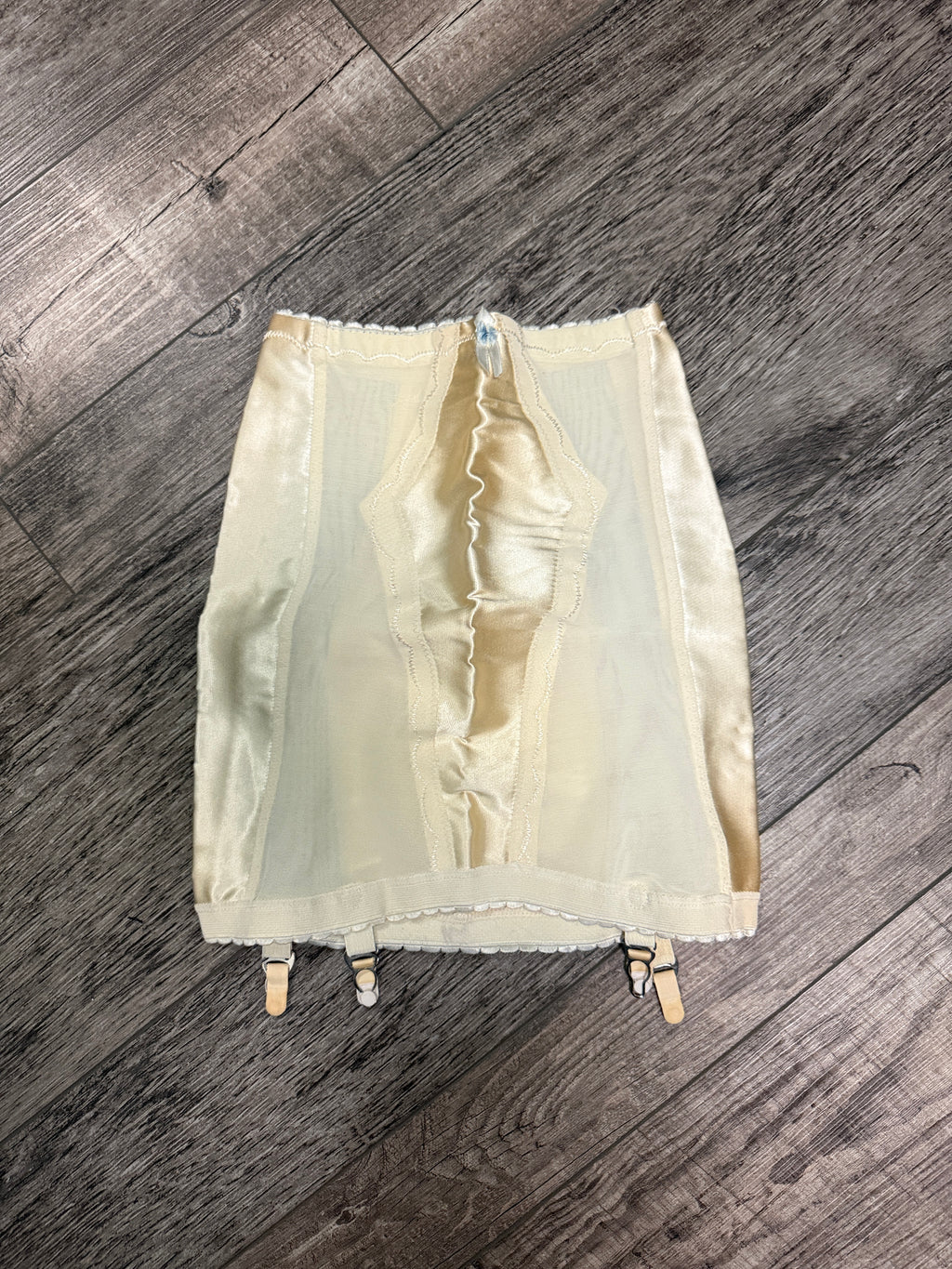 VTG OPEN BOTTOM GIRDLE GARTER BELT