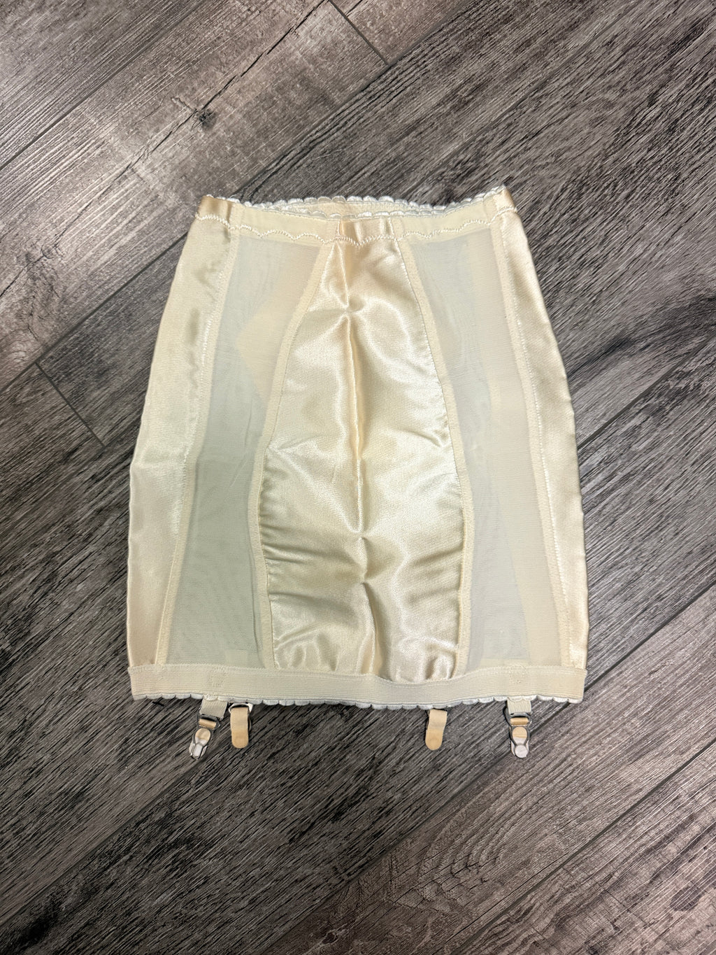VTG OPEN BOTTOM GIRDLE GARTER BELT