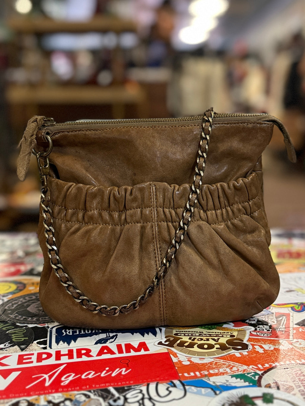 HOBO LEATHER SHOULDER BAG