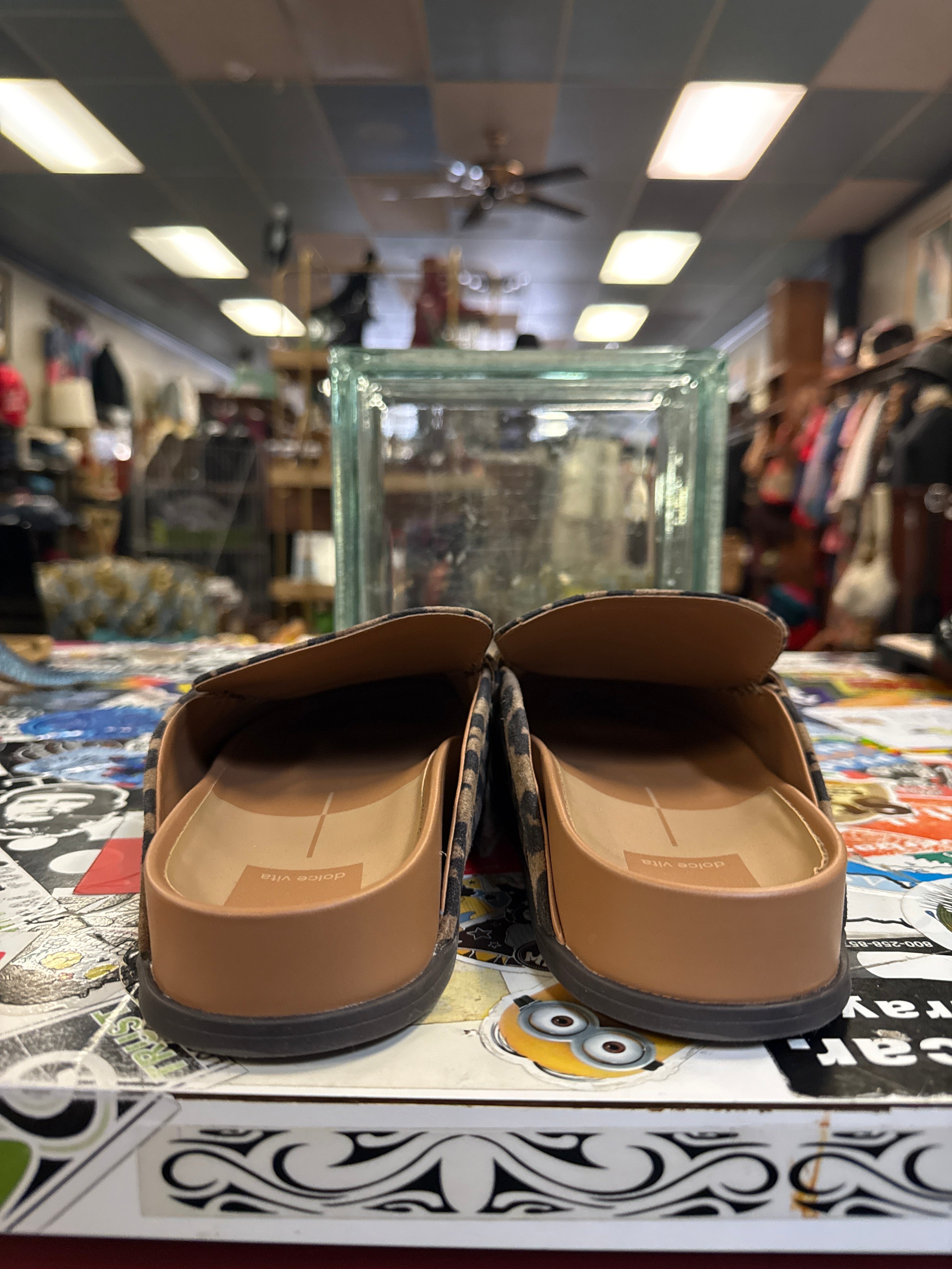 NWT DOLCE VITA LEOPARD SLIDES (org$155)