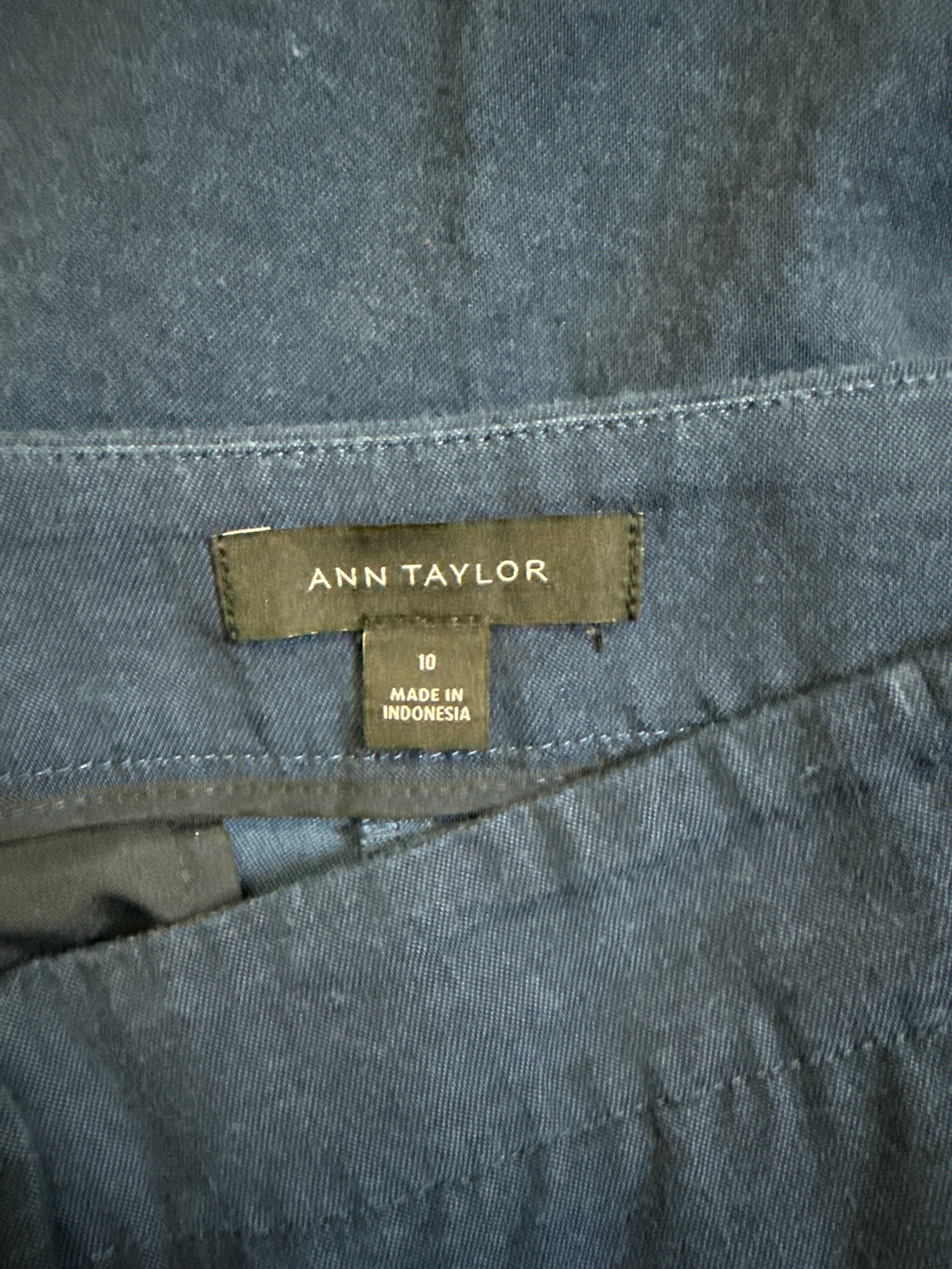 ANN TAYLOR WIDE LEG CROP (org$109)