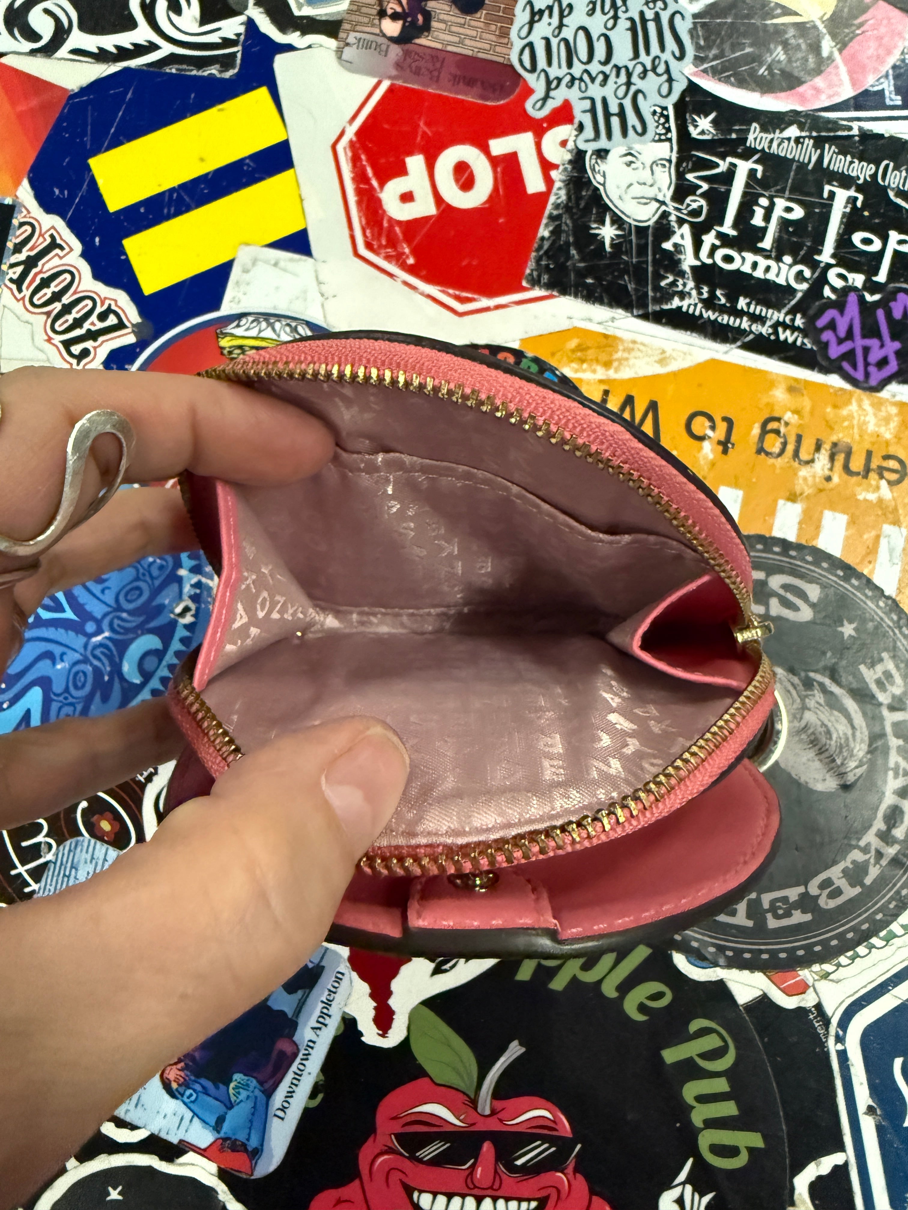 KATE SPADE PEBBLED LEATHER COIN PURSE (org$99)