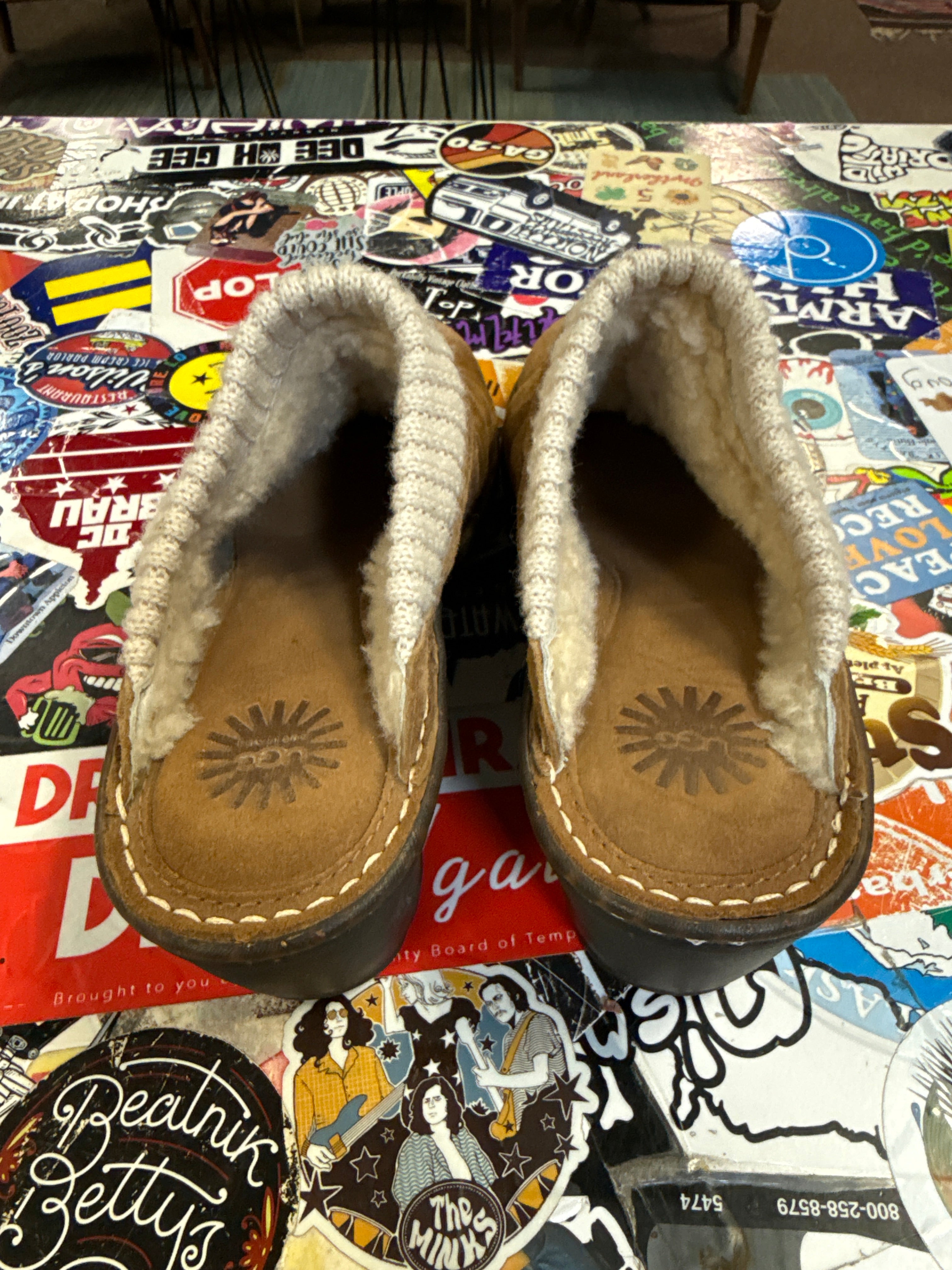 UGG GAEL WEDGE CLOG (org$159)