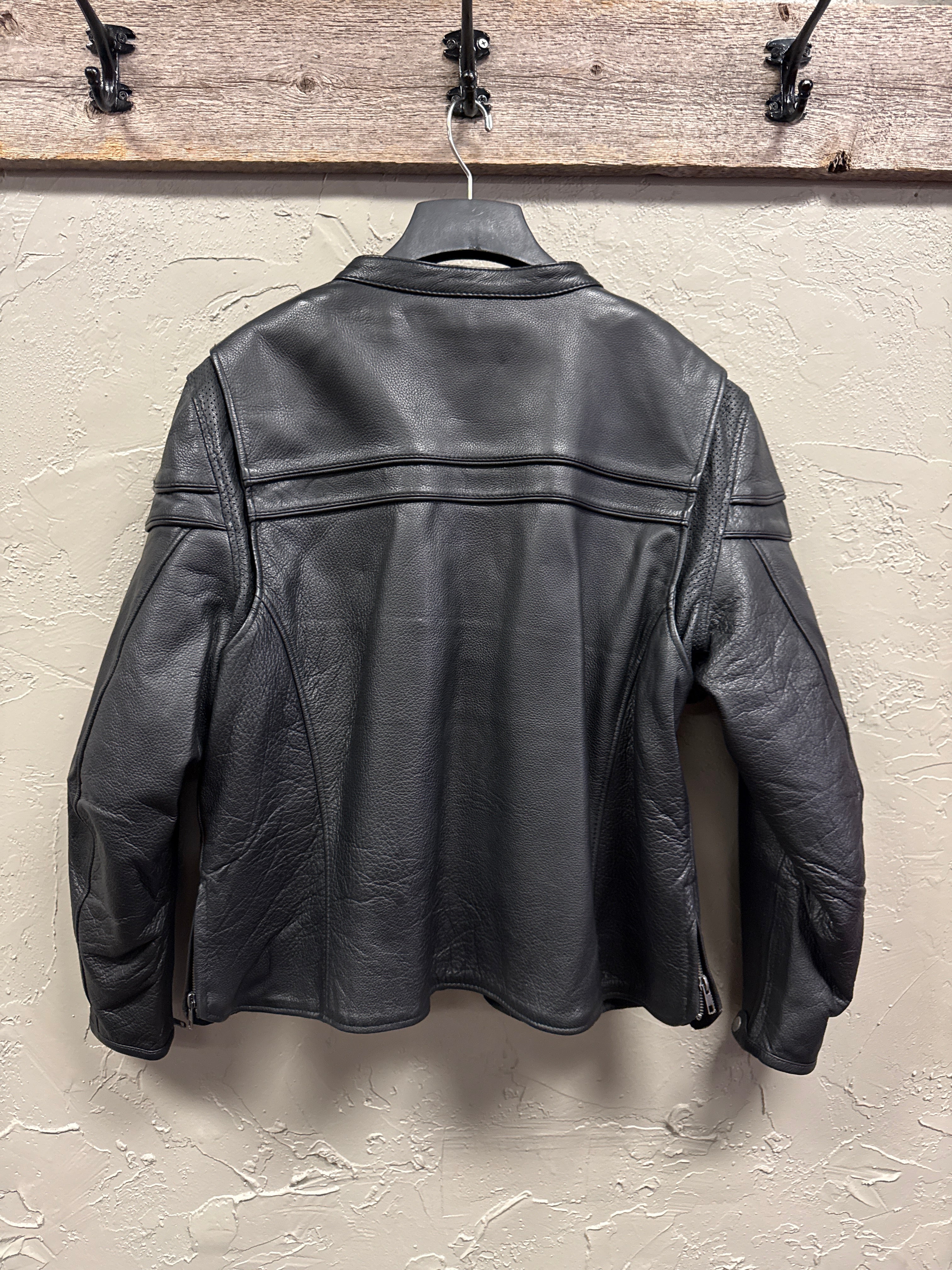 NWOT FIRST CLASSICS SPORTY SCOOTER (org$310)