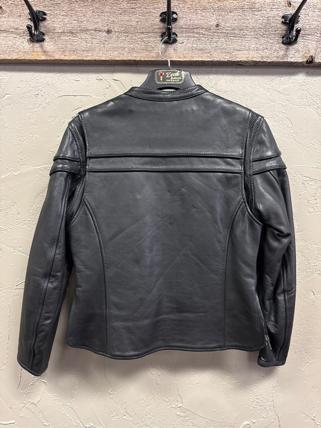 NWOT FIRST CLASSICS LADIES SCOOTER