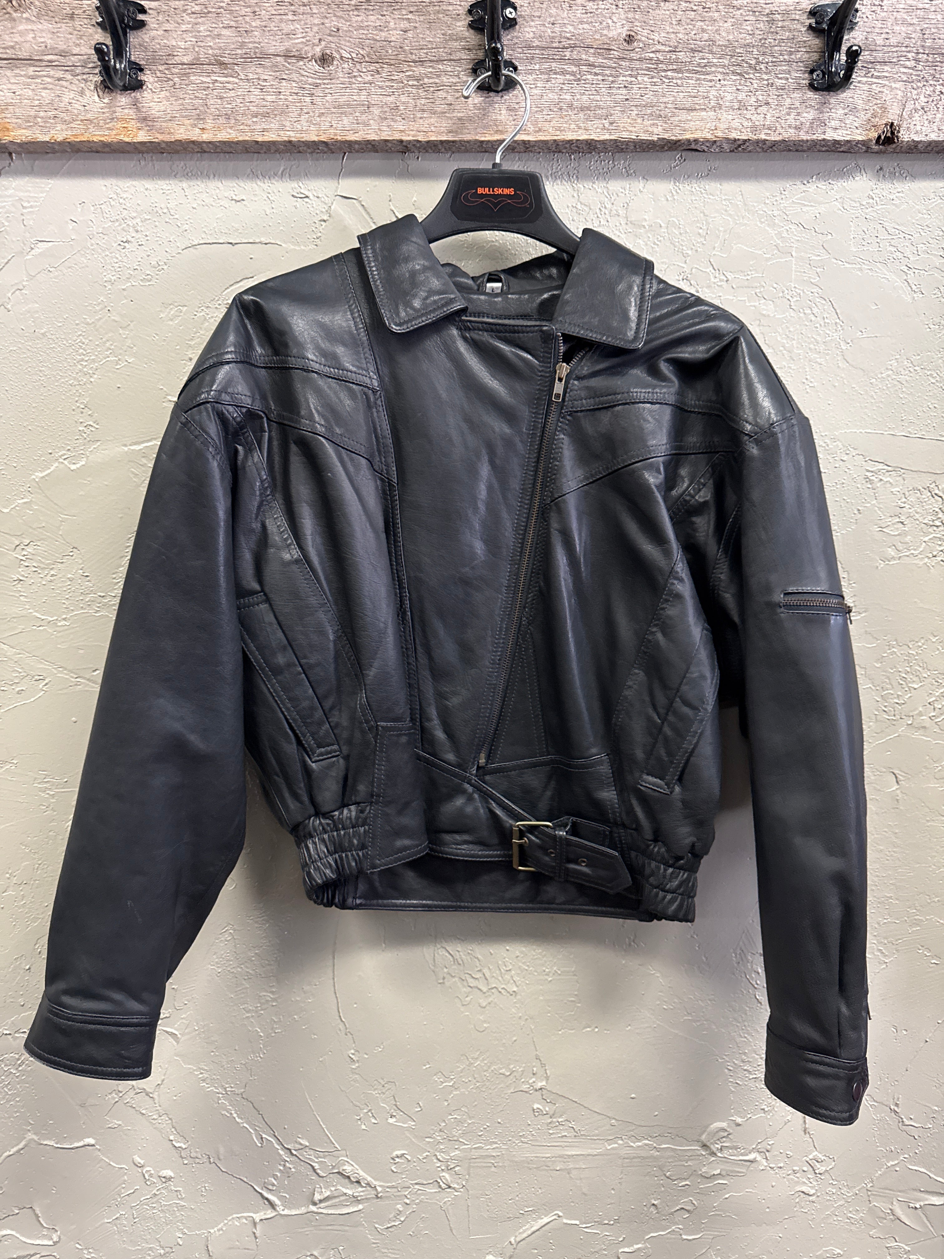 VTG 80's/90's LADIES LEATHER JACKET