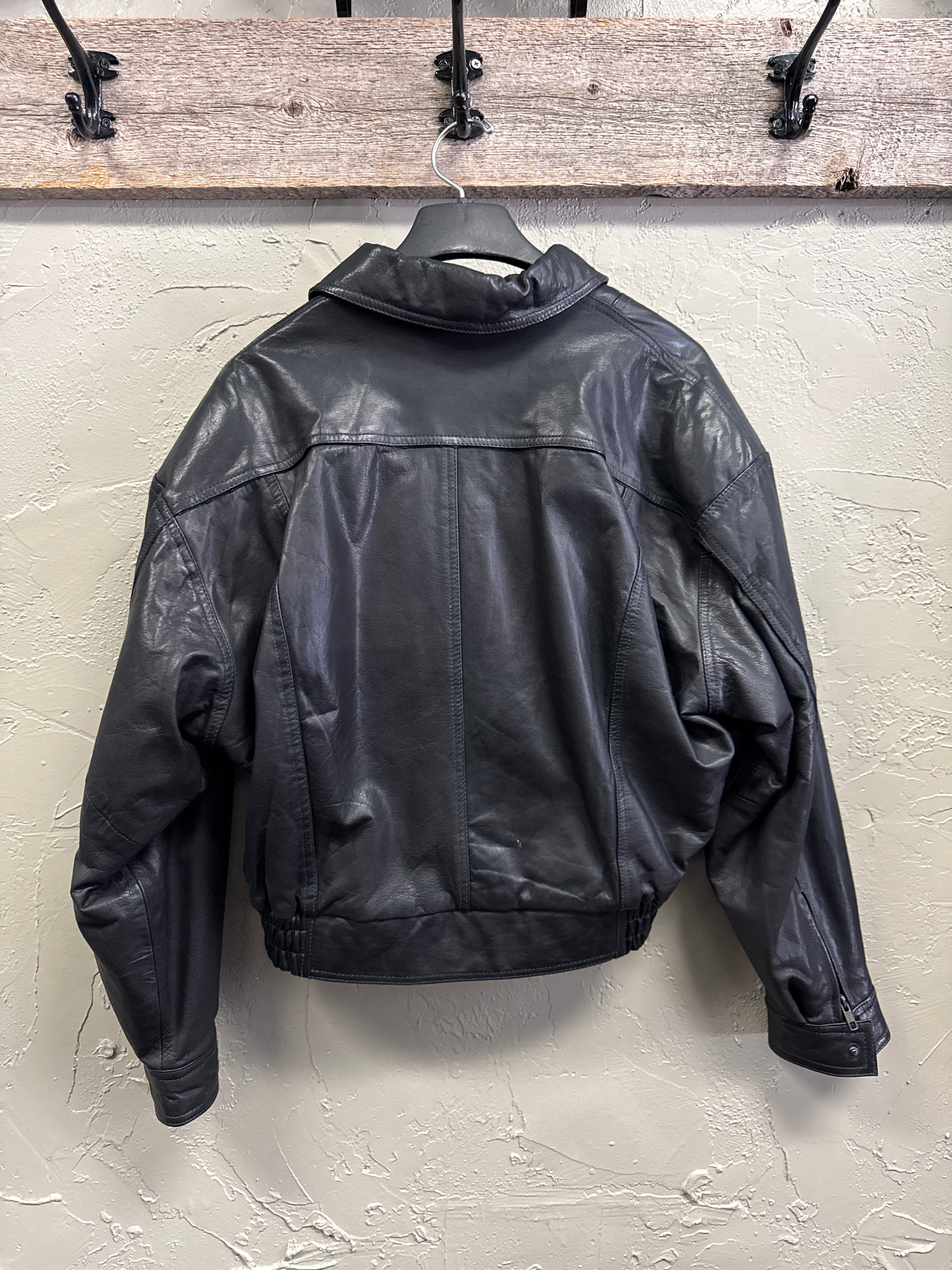 VTG 80's/90's LADIES LEATHER JACKET