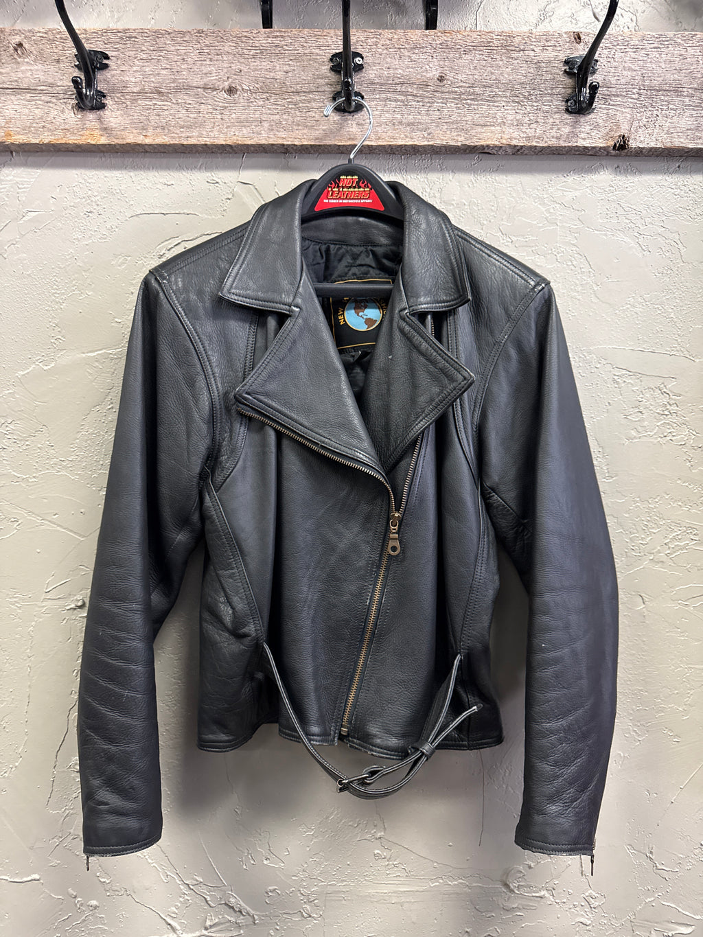 VTG NEW WORLD LADIES BIKER JACKET